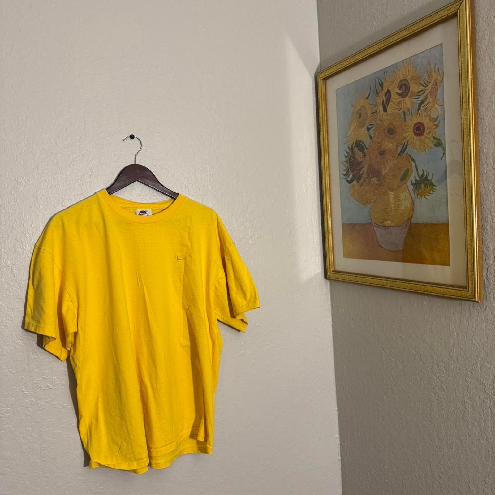 Nike Vintage yellow nike swoosh oversized shirt XL Size US XL / EU 56 / 4 - 1 Thumbnail