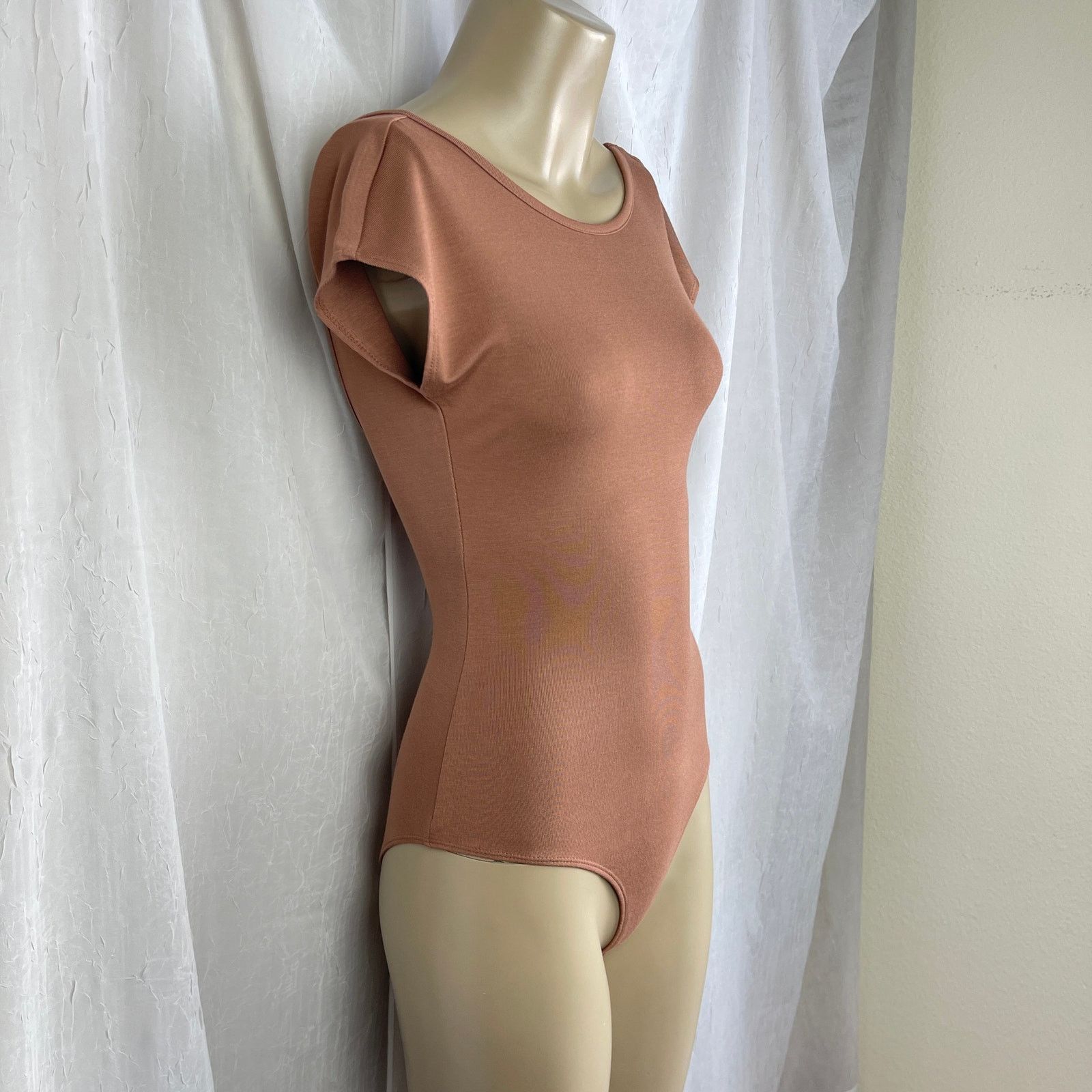 Forever 21 Forever 21 Scoop Back Short Sleeve Bodysuit Dusty Pink XS Size XS / US 0-2 / IT 36-38 - 3 Thumbnail