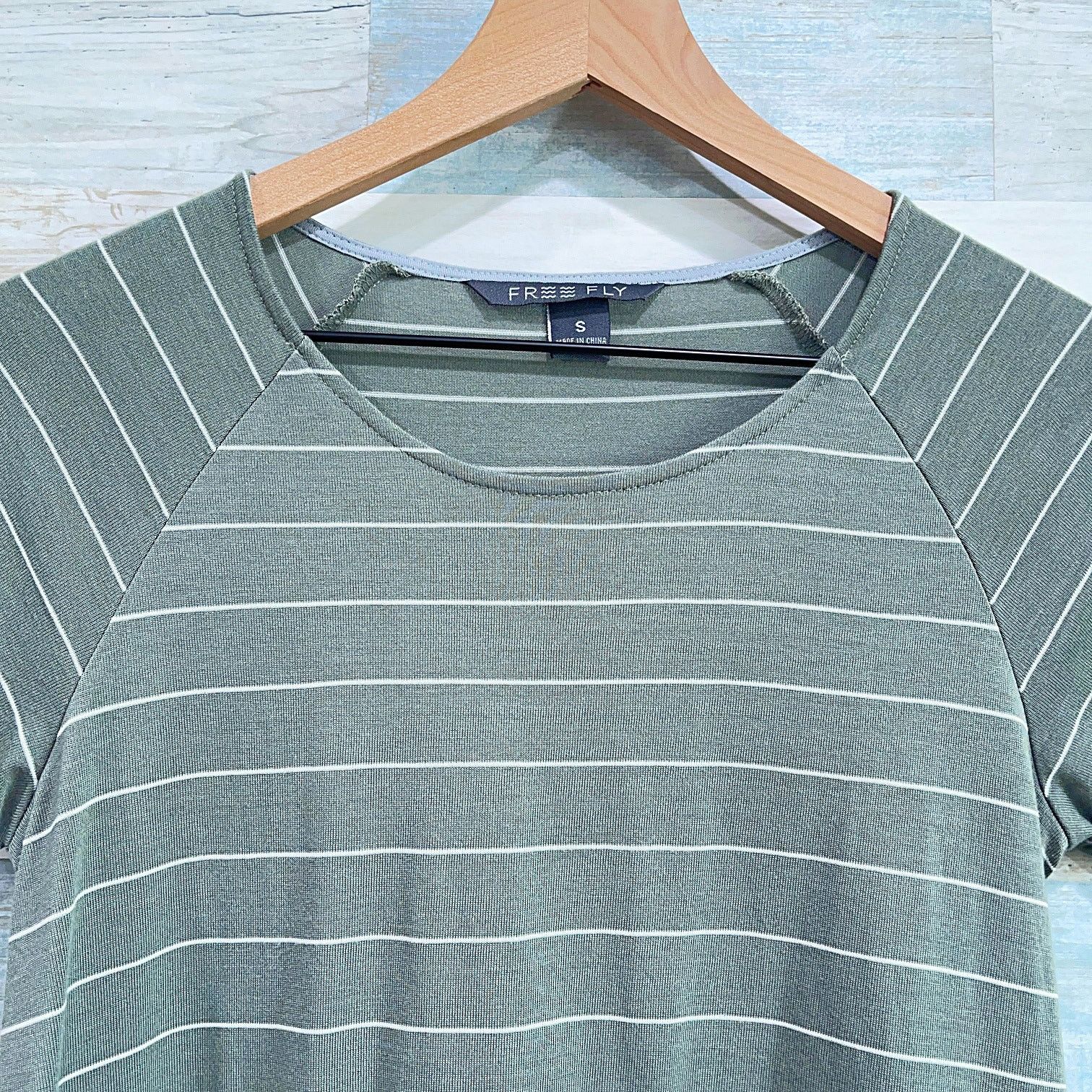 Other Free Fly Raglan Sleeve T Shirt Dress Green White Stripe S Size S / US 4 / IT 40 - 2 Thumbnail