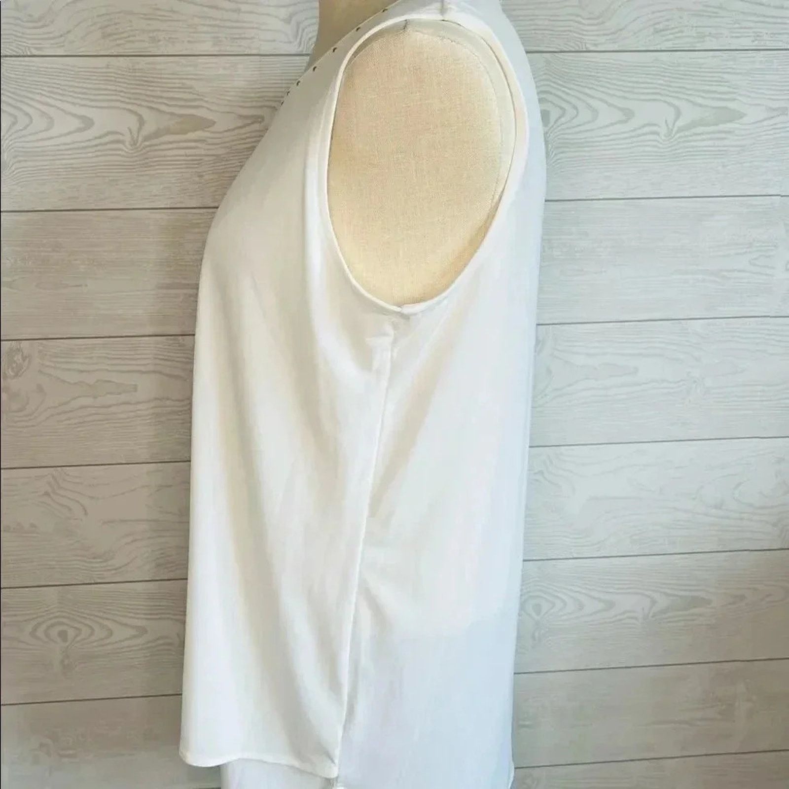 Other Kasper White Split Front Studded Tunic Top Size Small Size S / US 4 / IT 40 - 3 Thumbnail