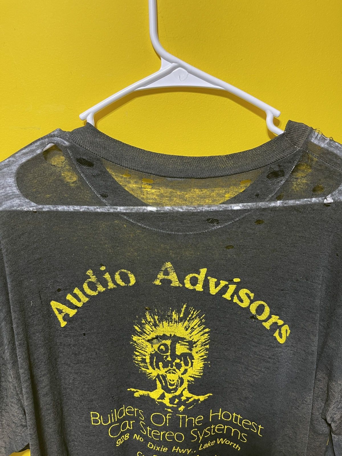 Vintage Distressed Paper thin Vintage Audio Advisors T-Shirt Size US XL / EU 56 / 4 - 4 Thumbnail