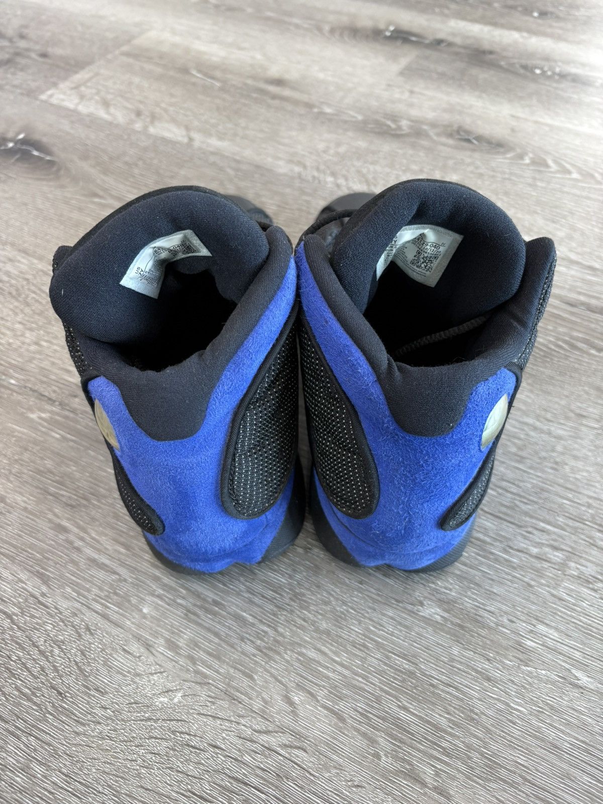 Jordan Brand Air Jordan 13 Retro “Black Hyper Royal” (GS) **PRE-OWNED** Size US 7 / EU 40 - 4 Thumbnail