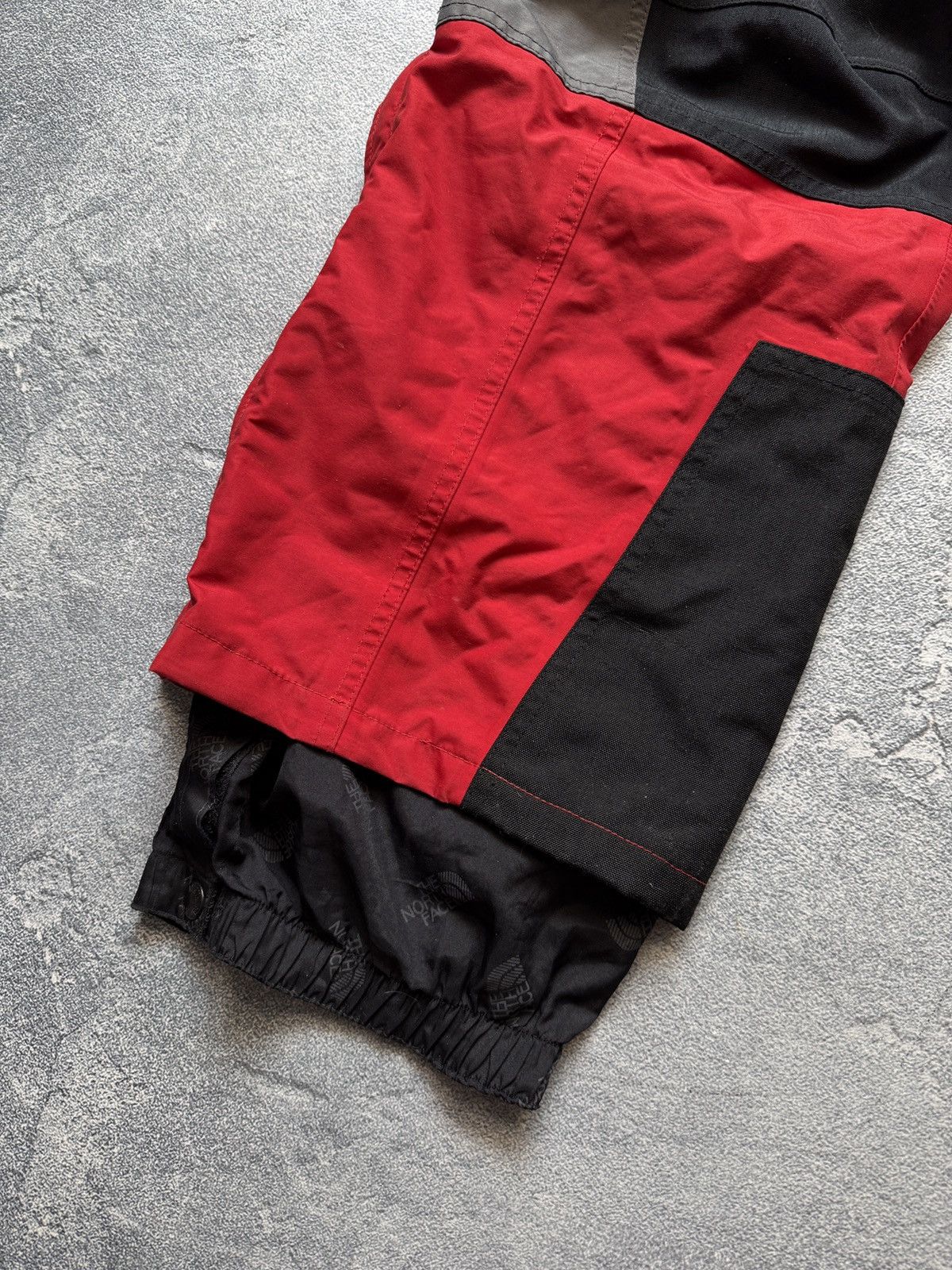 The North Face RARE The North Face EG Tech Overalls Size US 36 / EU 52 - 6 Thumbnail