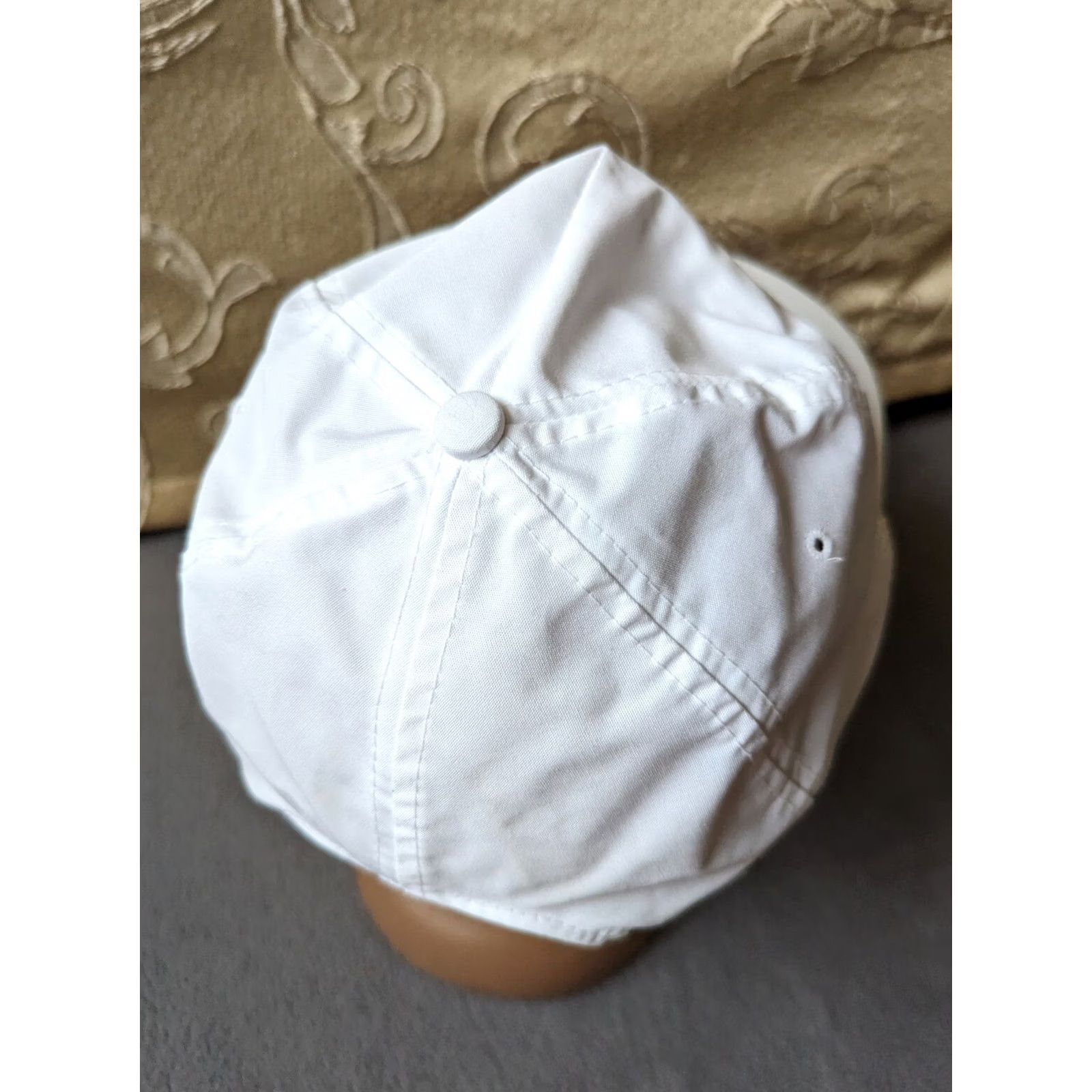 Vintage VINTAGE Chiquita 50 years 1994 Minneapolis Golf Tournament Cap White Size ONE SIZE - 4 Thumbnail
