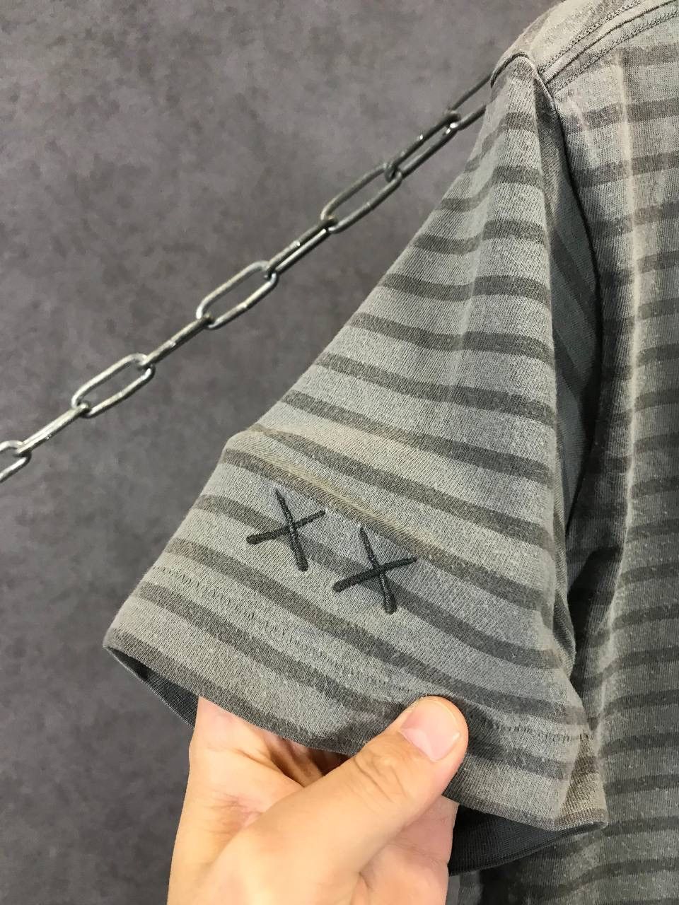 Kaws × Uniqlo Kaws x Uniqlo striped designer logo tee Size US S / EU 44-46 / 1 - 6 Thumbnail