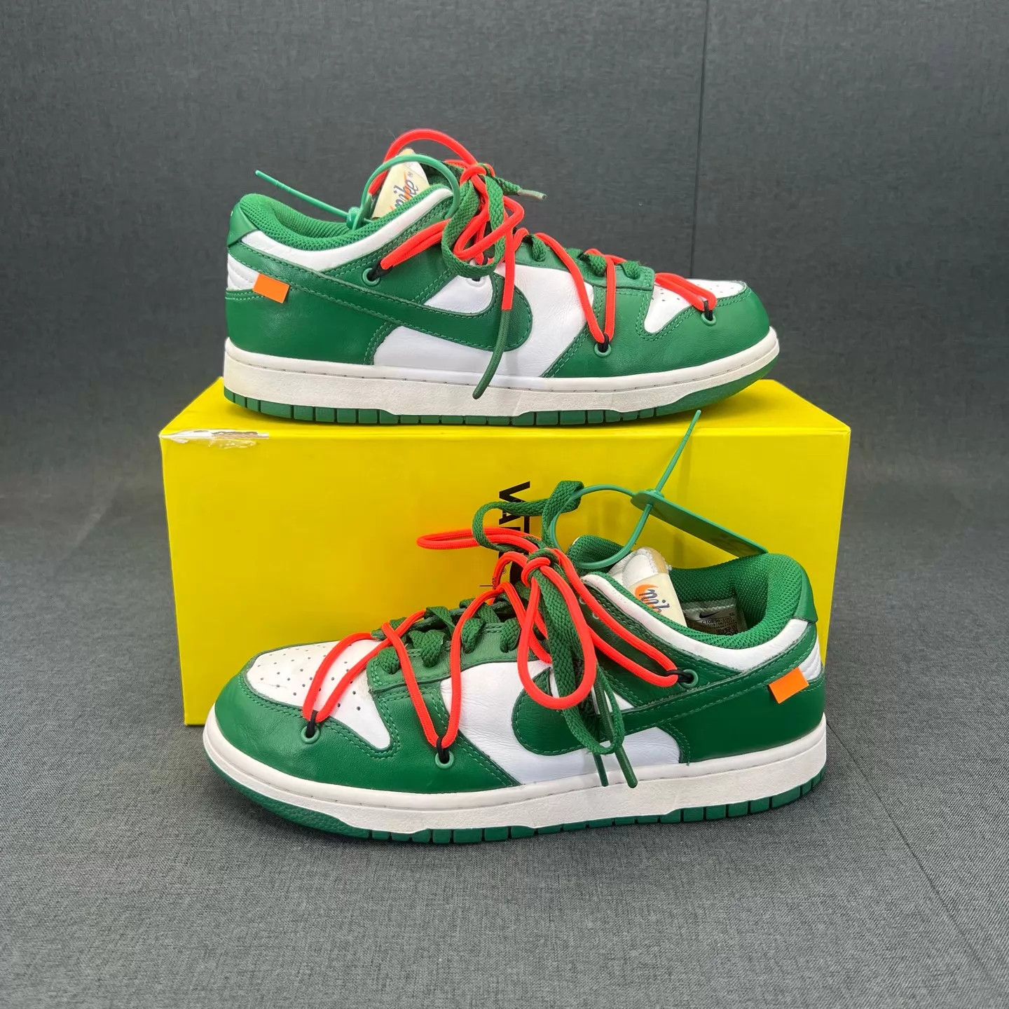 Nike OW x Nike Dunk Low White Green 40.5 Boxed CH18629 Size US 7.5 / EU 40-41 - 2 Thumbnail