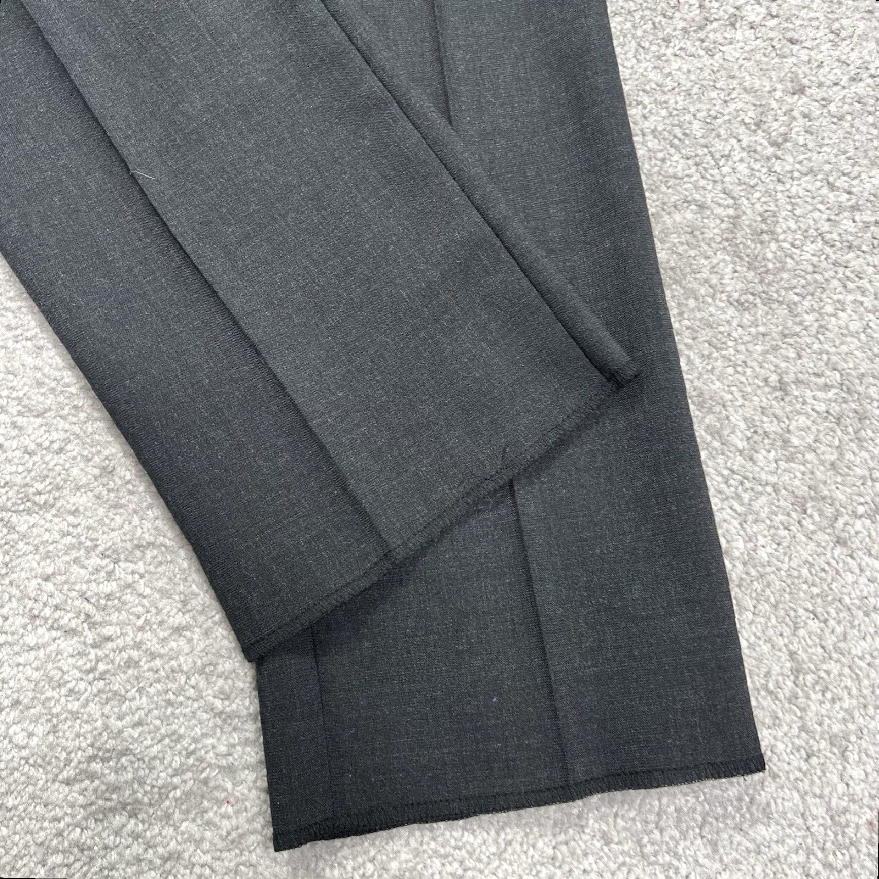 Vintage Rohan Trousers Mens 34 Charcoal Gray Wool Blend Dress Casual Envoy NWT Pockets Stretch Trousers Baggy? Size US 34 / EU 50 - 4 Thumbnail