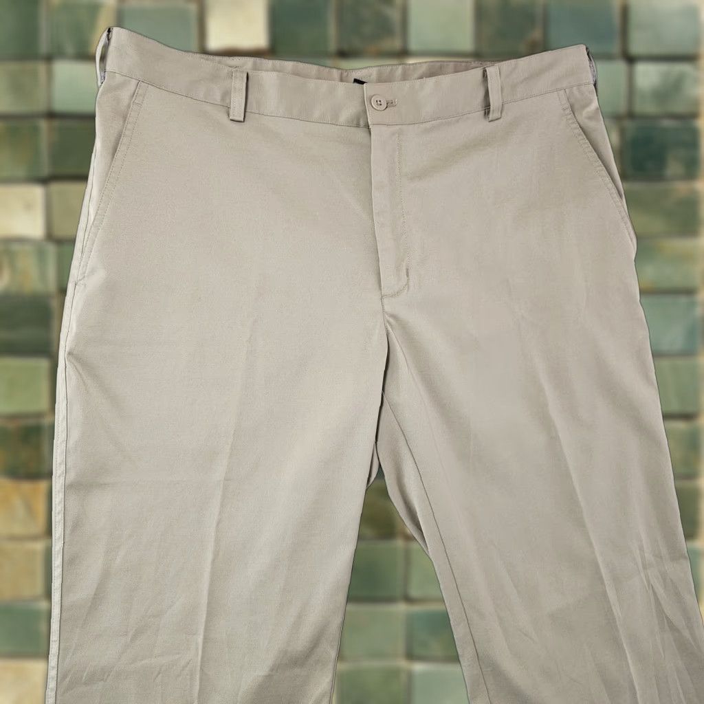 Nike Nike Golf Dri-Fit Pants Mens 36x30 Khaki Beige Performance Lightweight Stretch Moisture-Wicking Pockets Logo Casual Business Travel Workwear Pants Size US 36 / EU 52 - 1 Thumbnail