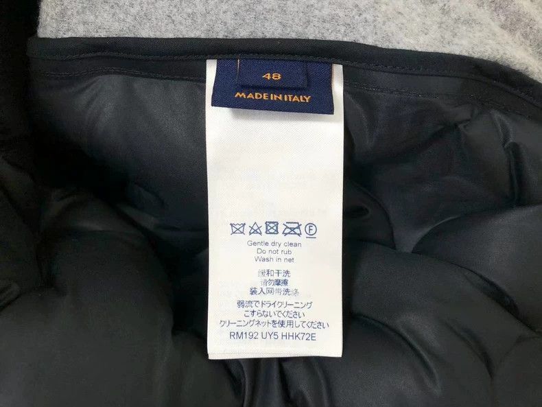 Louis Vuitton Louis Vuitton LV embossed LOGO cashmere jacket-2507 Size US M / EU 48-50 / 2 - 2 Thumbnail