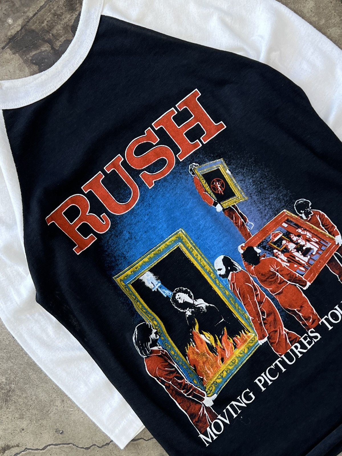 Band Tees Vintage 1981 Rush Moving Pictures Tour Raglan Tee Large Size US L / EU 52-54 / 3 - 1 Thumbnail