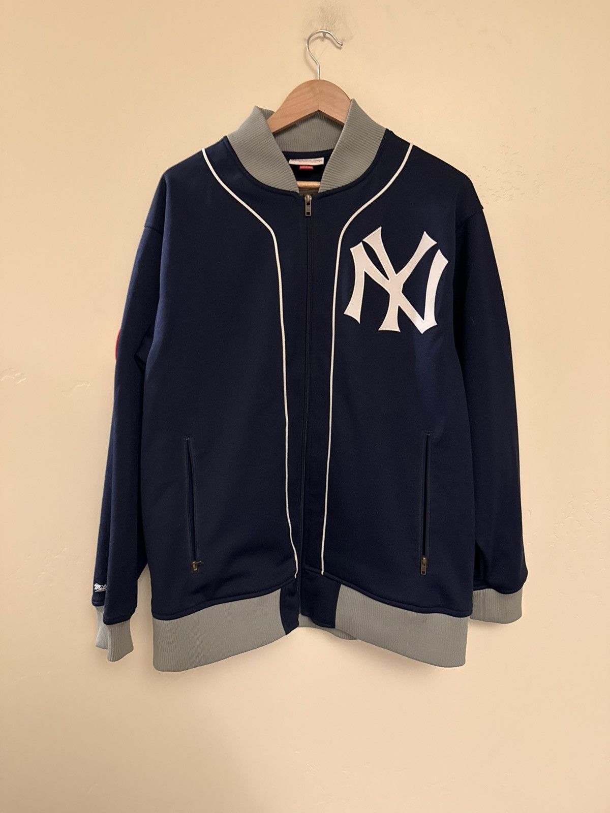 New York Yankees Mitchell and Ness Harwood Vintage New York Yankees Full Zip Size US M / EU 48-50 / 2 - 1 Thumbnail