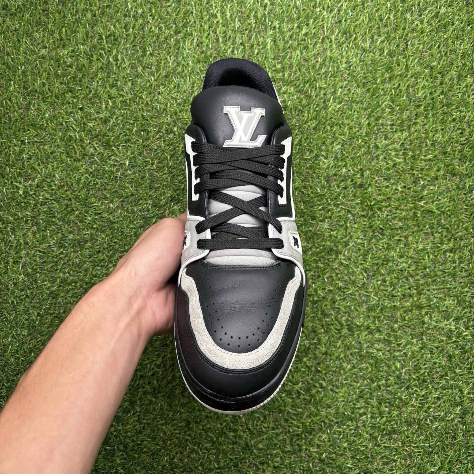 Louis Vuitton 9.5-10 US Louis Vuitton Trainer ' Black Grey White ' | GOOD! Size US 10 / EU 43 - 15 Thumbnail