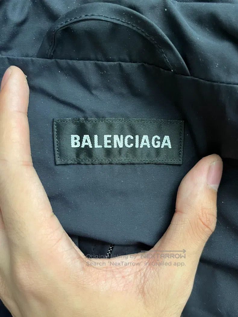 Balenciaga Balenciaga Lock Closure Red and Black Windbreaker Size US S / EU 44-46 / 1 - 3 Thumbnail