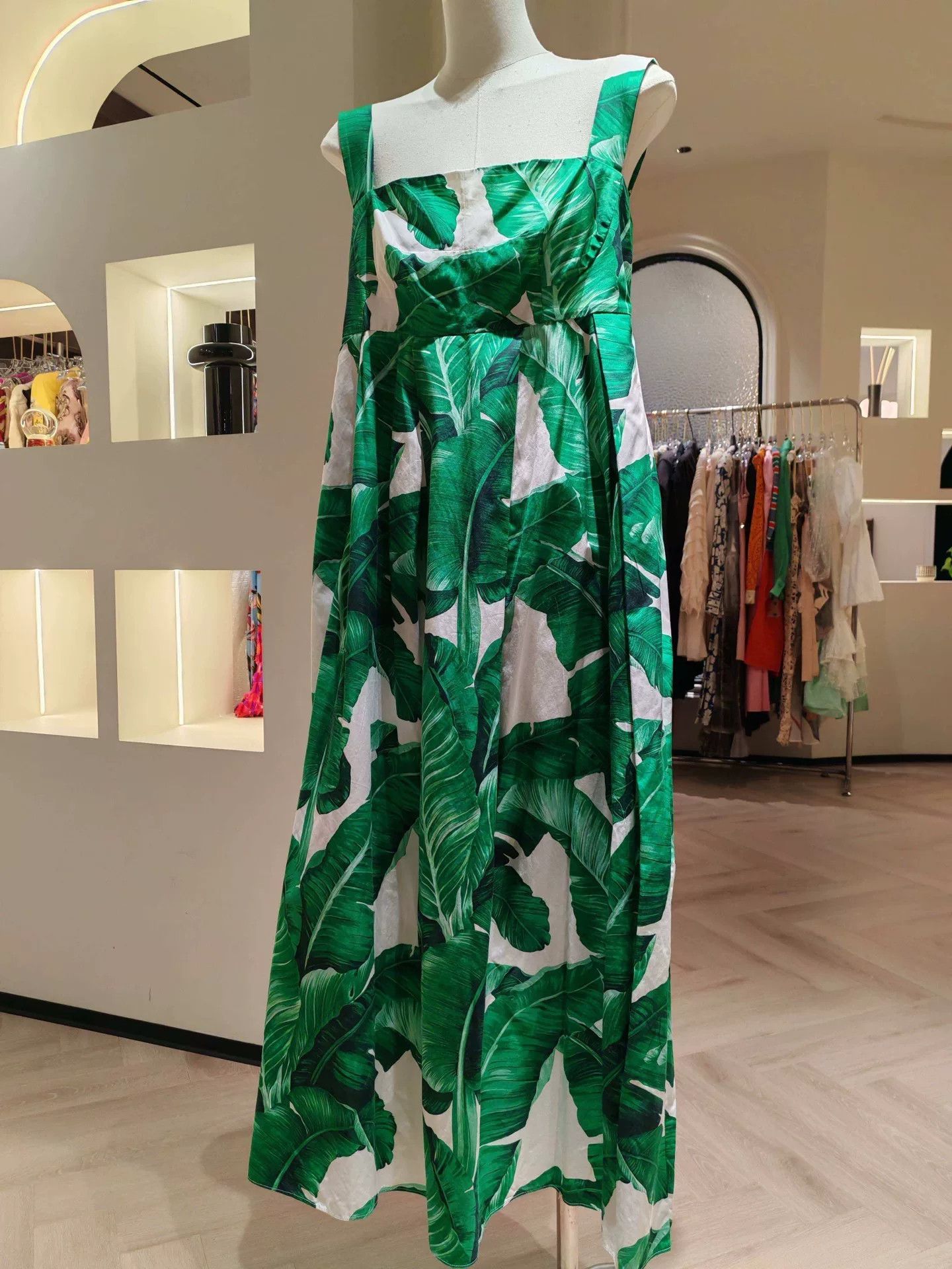 Dolce & Gabbana Dolce & Gabbana Banana Leaf Slip Dress Size M / US 6-8 / IT 42-44 - 1 Thumbnail