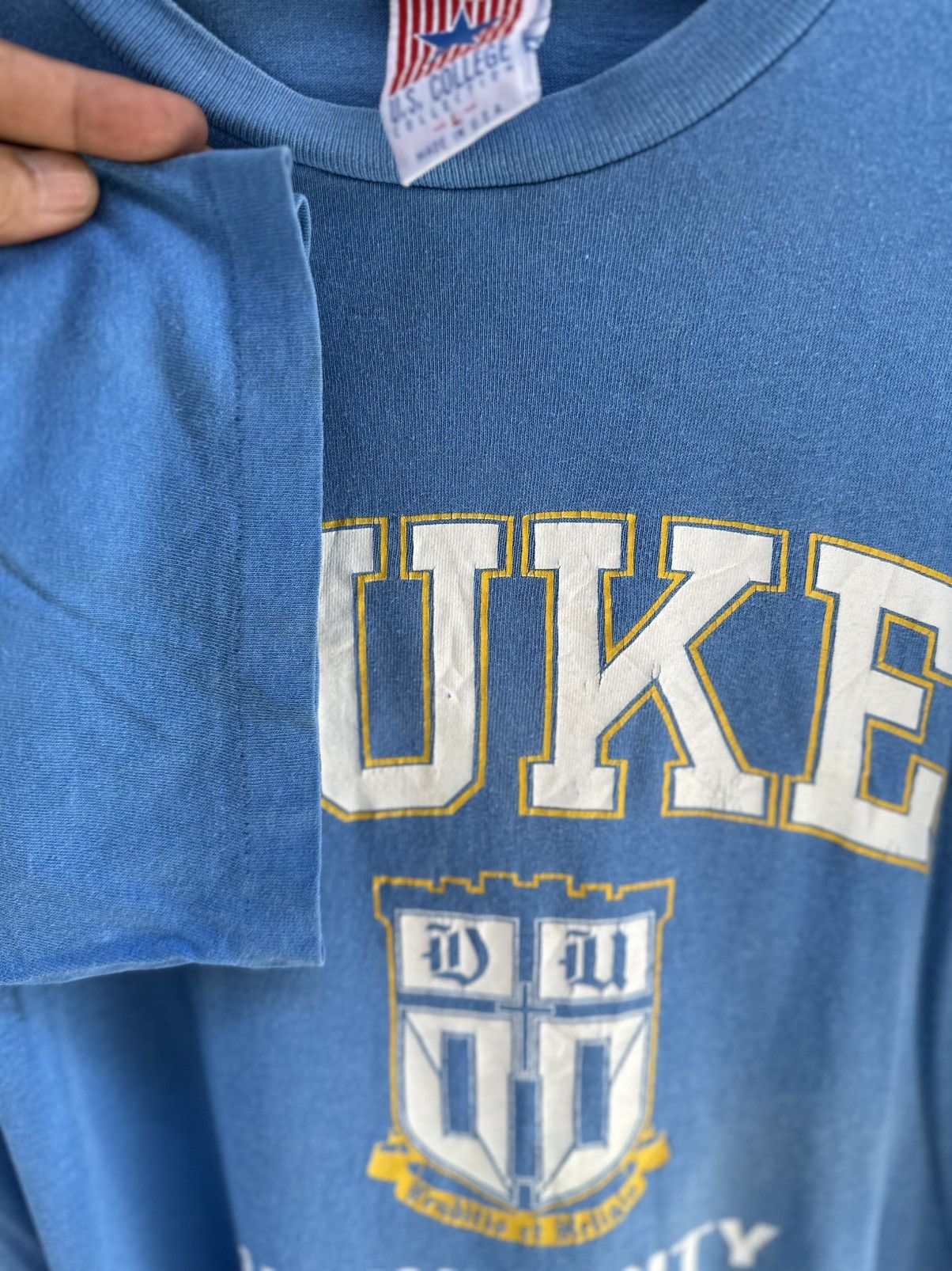 Vintage Thrashed Faded Vintage 90s Duke University Single Stitch Tee Size US L / EU 52-54 / 3 - 5 Thumbnail