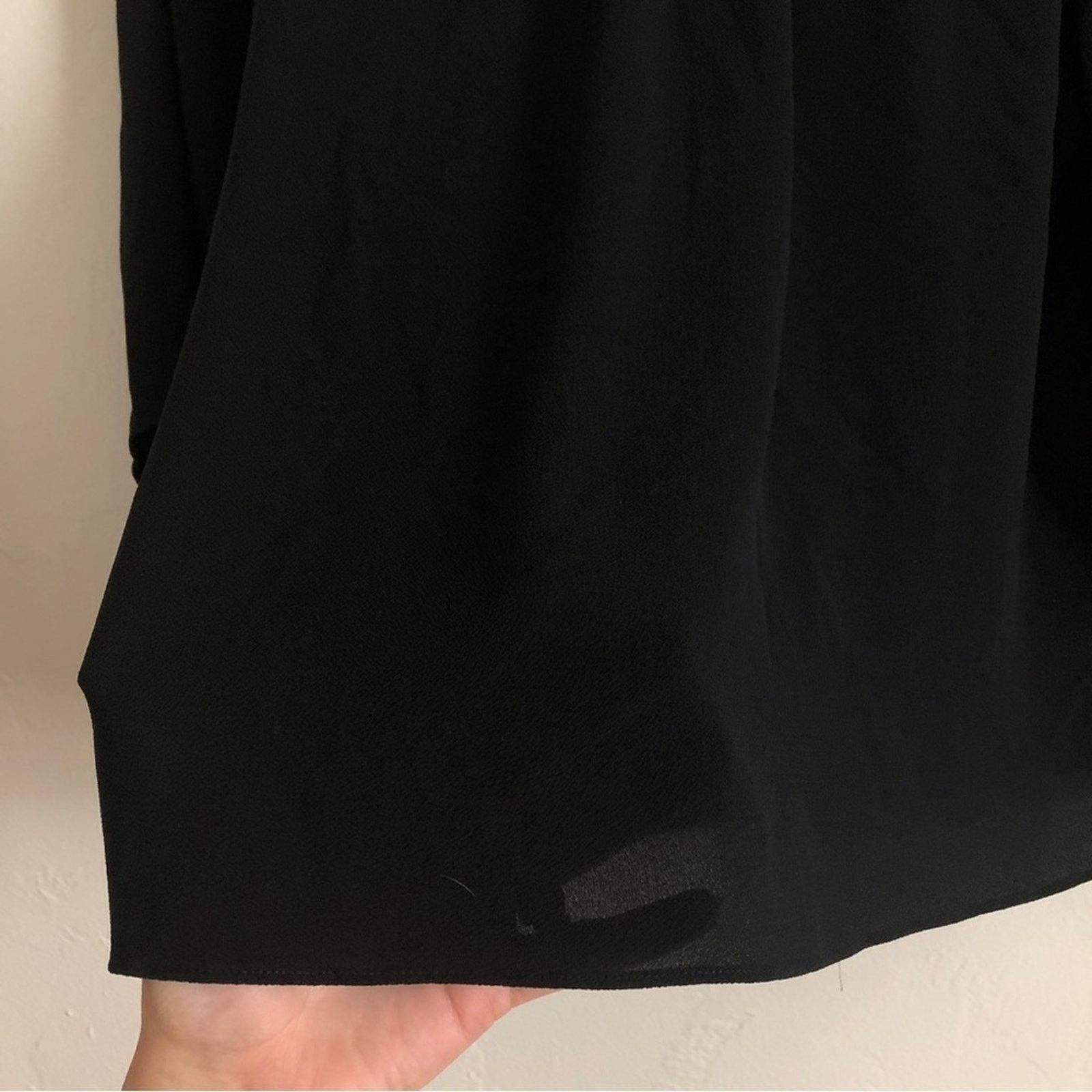 Vince Camuto Vince Camuto Black Flutter Flounce Semi-Sheer Blouse Top Size S / US 4 / IT 40 - 5 Thumbnail