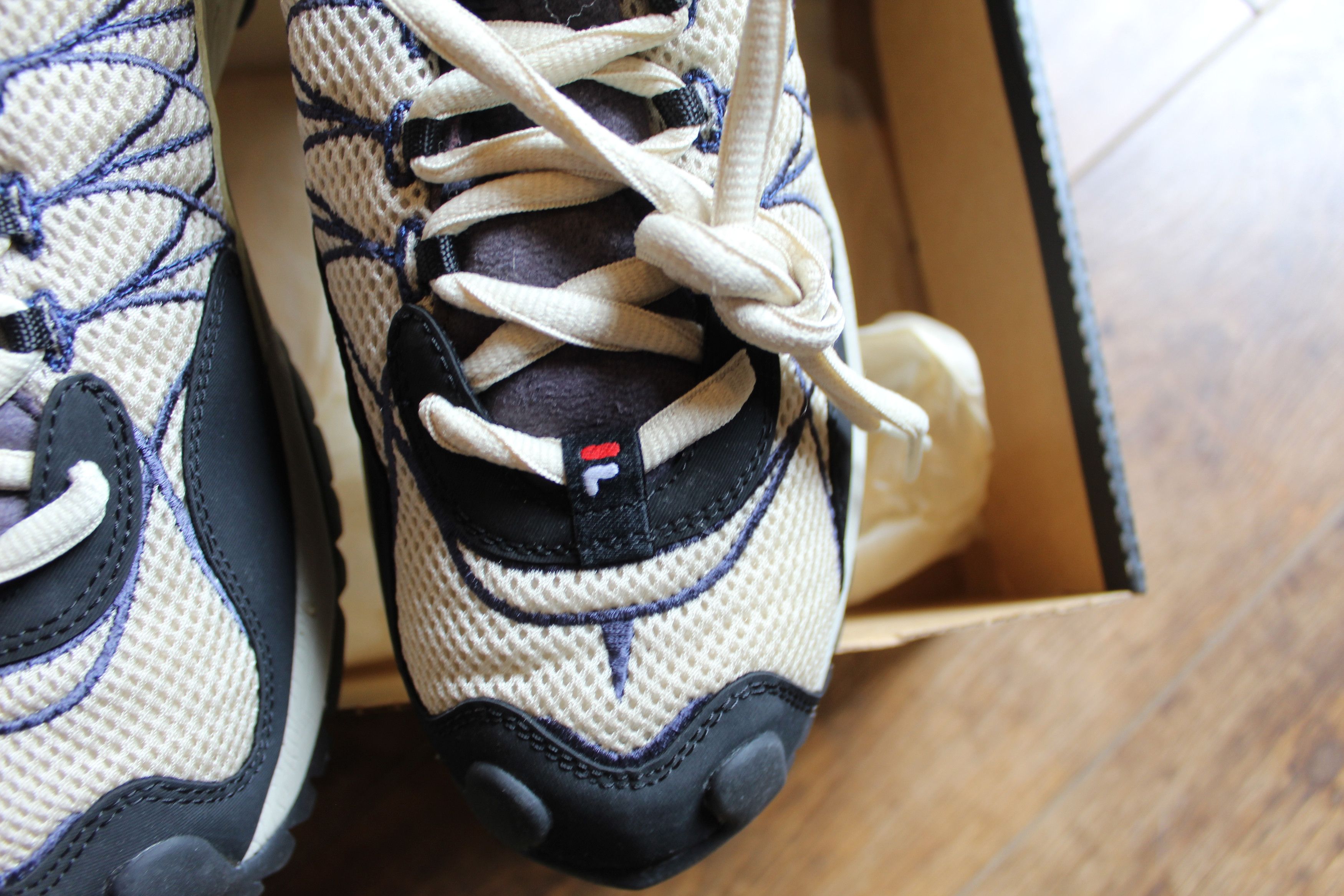 Fila FILA Outdoor Switchback Synthetic (1998) – Off White/Blue Size US 11 / EU 44 - 3 Thumbnail
