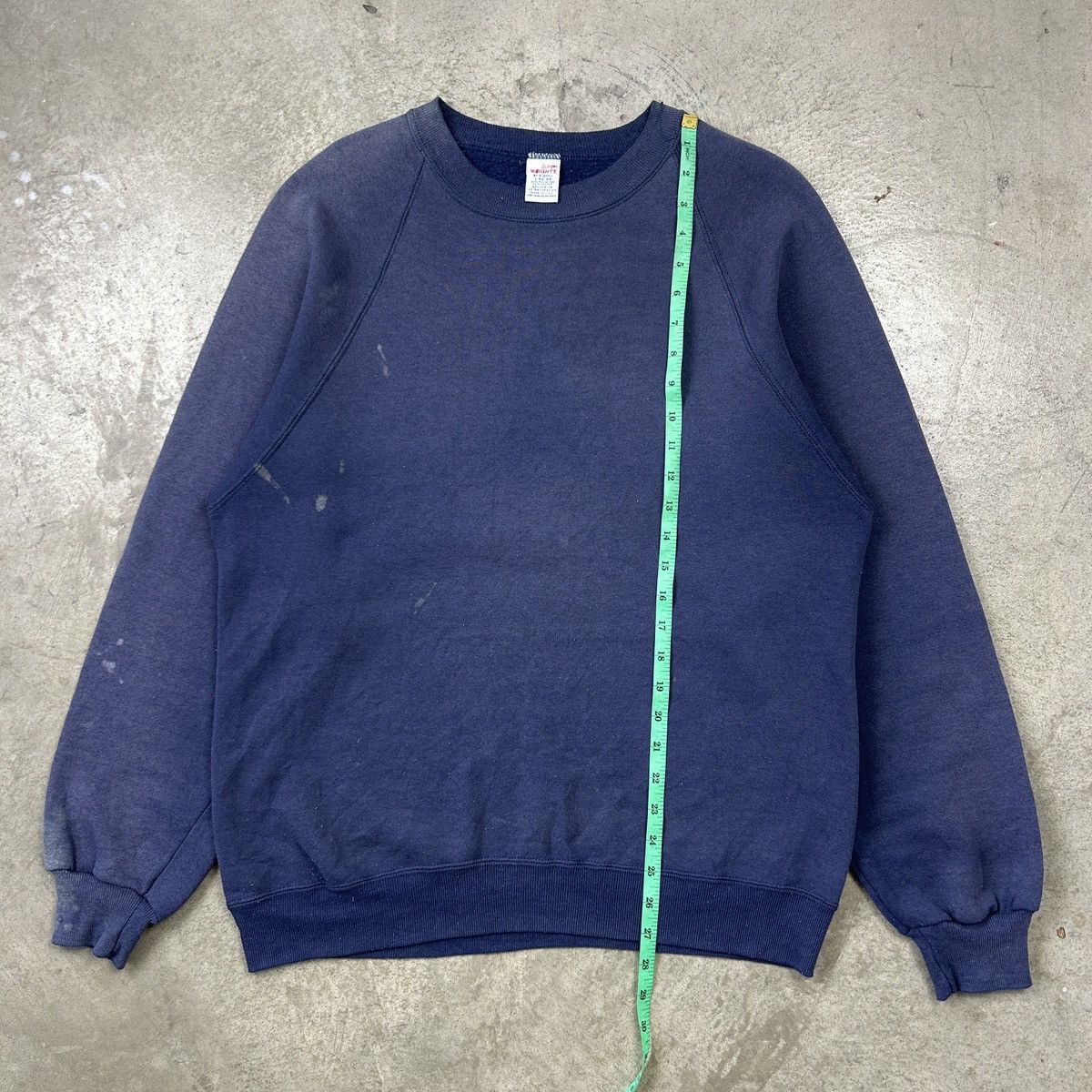 Vintage 1980s Trashed Russell Sweatshirt Size US L / EU 52-54 / 3 - 14 Thumbnail