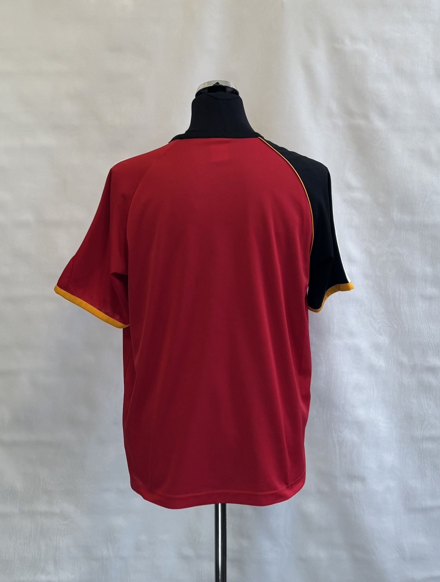 Adidas Germany 2006 Adidas Football Jersey Size L Size US L / EU 52-54 / 3 - 2 Thumbnail