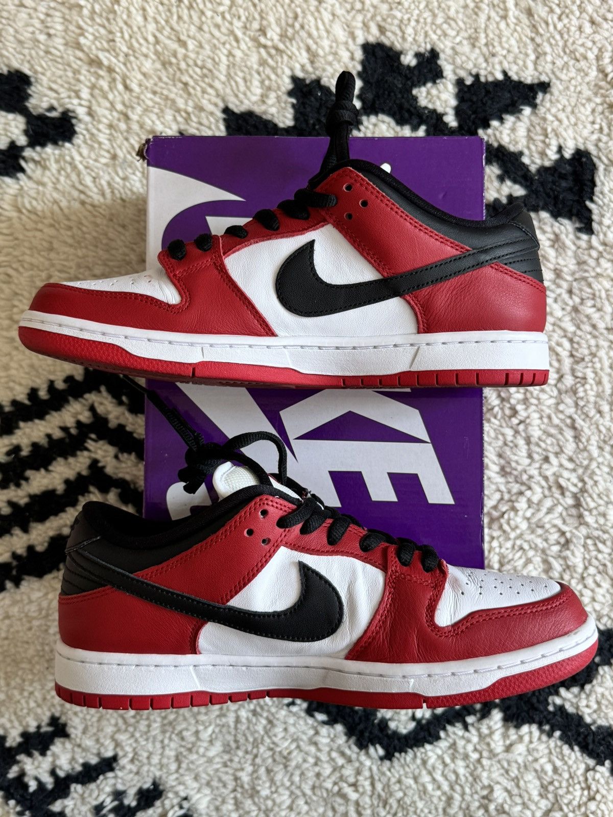 Nike Nike SB Dunk Low Pro - Chicago US 8.5 Size US 8.5 / EU 41-42 - 3 Thumbnail