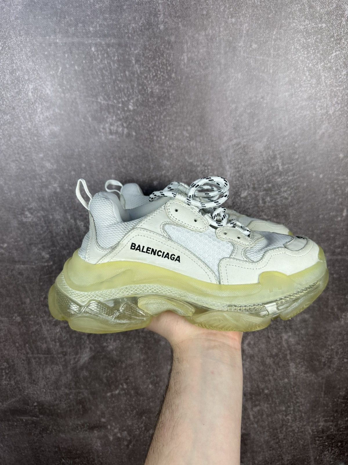Balenciaga Balenciaga Triple S Sneaker Size US 8 / IT 38 - 1 Thumbnail