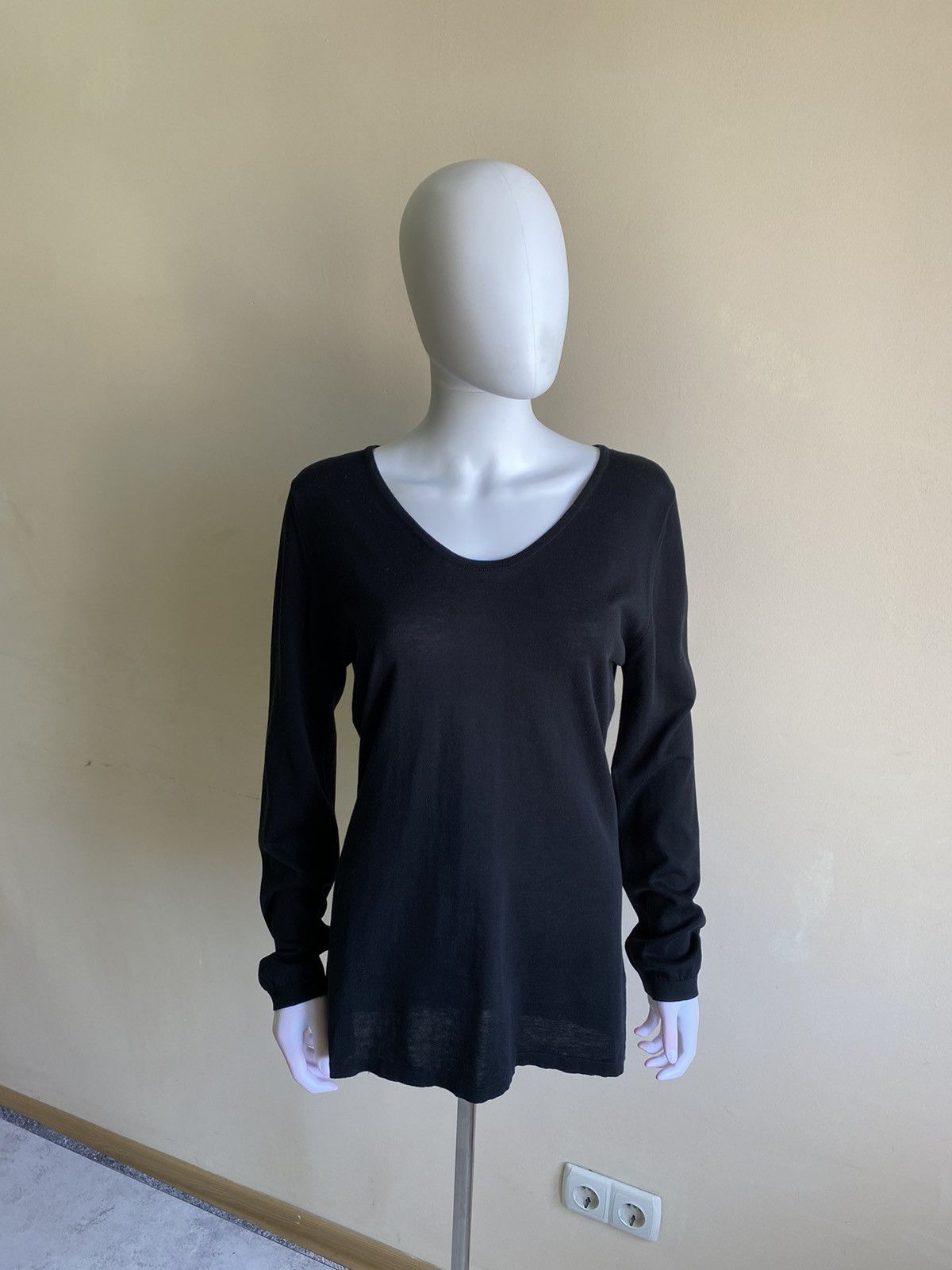 John Smedley John Smedley Womens Black Long Sleeve Top Size M Size M / US 6-8 / IT 42-44 - 2 Thumbnail