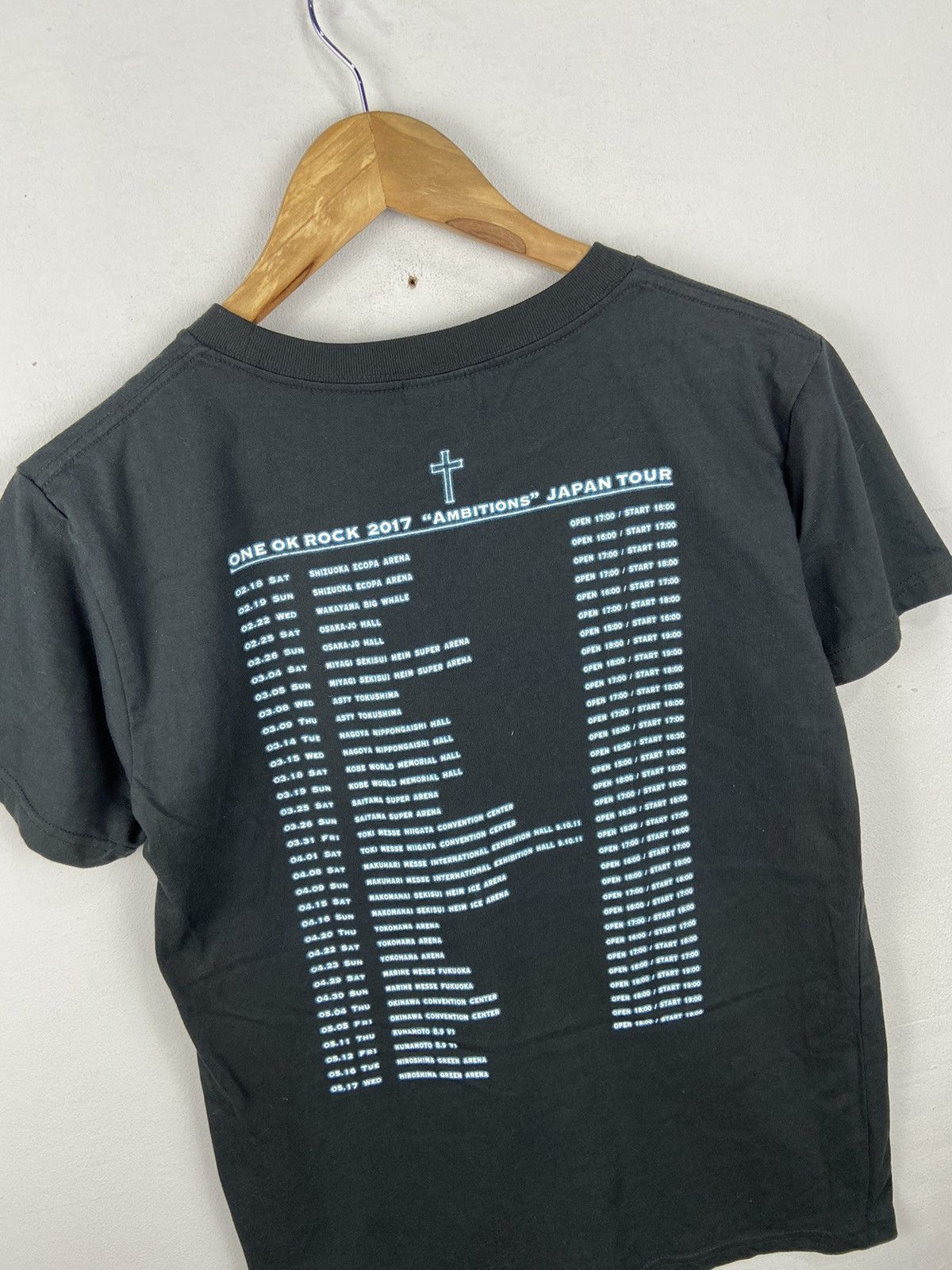 Band Tees × Japanese Brand One ok Rock Ambition Tour Tee Size US M / EU 48-50 / 2 - 7 Thumbnail