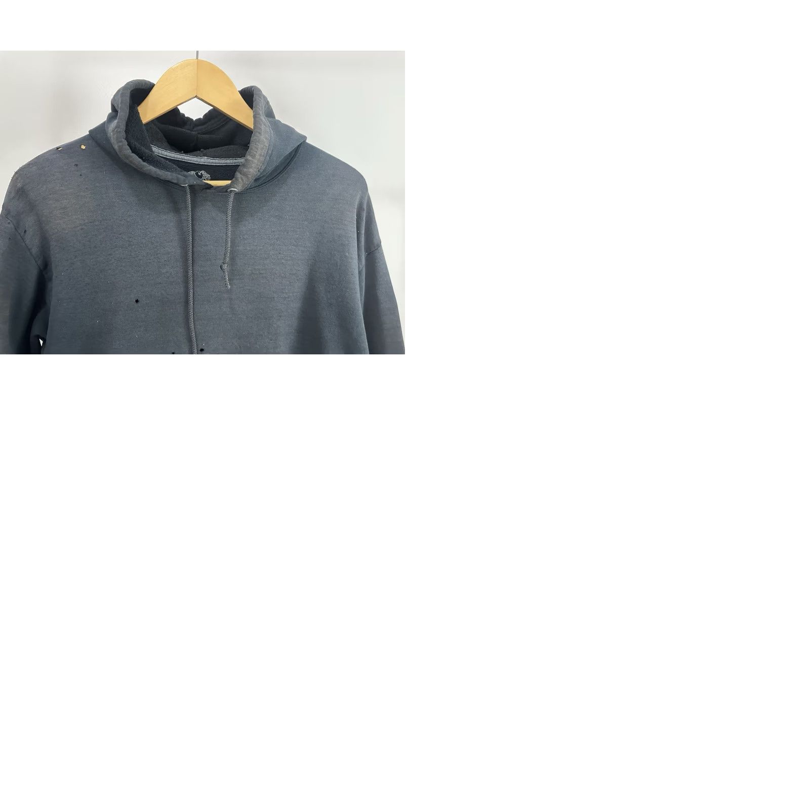 Fruit Of The Loom Fruit of the Loom Hoodie Mens M Black Pullover Distressed WIP Grunge Workwear VTG Gradient Sun Faded Worn Thrashed Sweatshirt Size US M / EU 48-50 / 2 - 9 Thumbnail