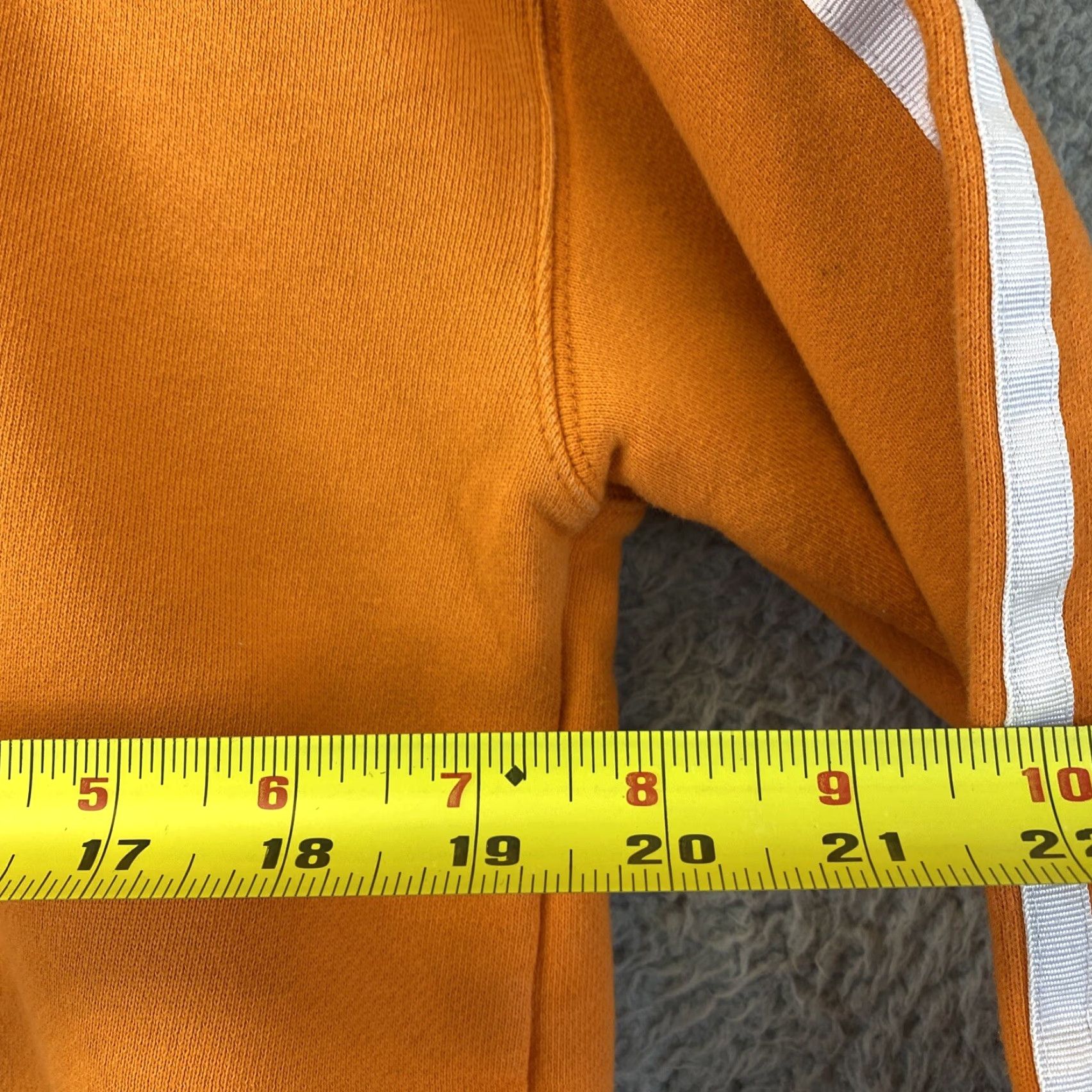 Adidas Adidas Sweatshirt Girls M Light Peach Yellow Front Logo Hoodie / 65-29 Size M / US 6-8 / IT 42-44 - 5 Thumbnail
