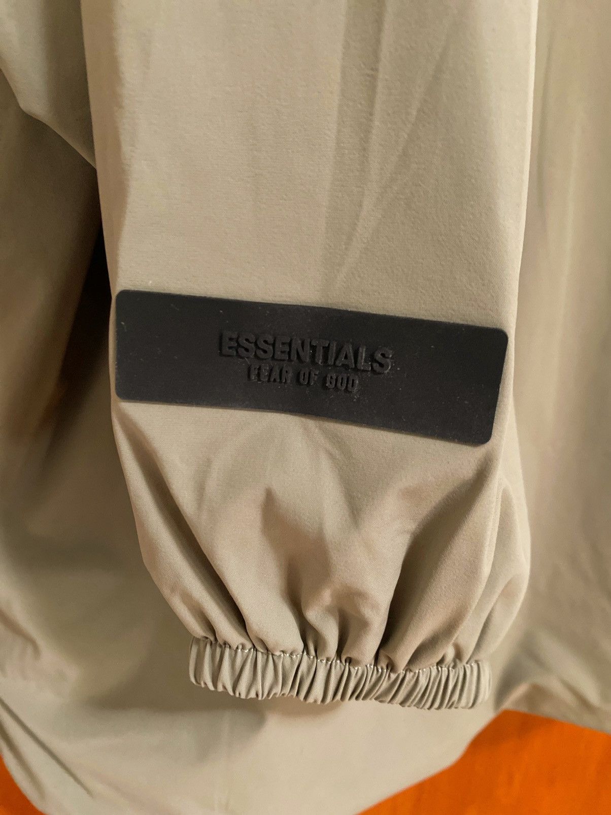Fear of God FEAR OF GOD ESSENTIALS logo-patch oversized shirt size M Size US M / EU 48-50 / 2 - 10 Thumbnail