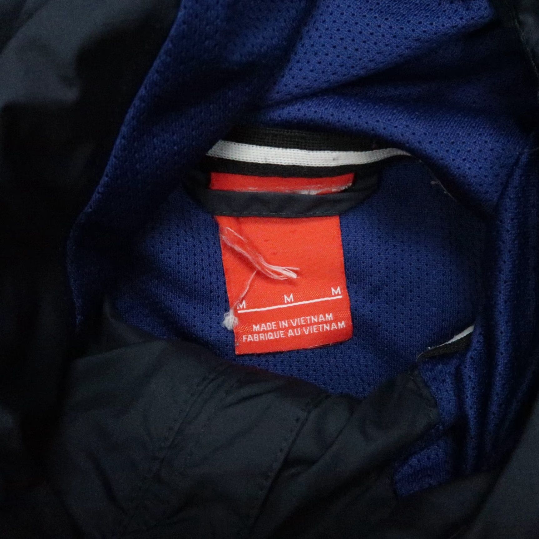 Nike Nike Jacket Mens Medium Blue Red Windrunner Colorblock Hooded Full Zip Pockets Softshell Badging: Swoosh, Windbreaker, Sportswear Size US M / EU 48-50 / 2 - 3 Thumbnail