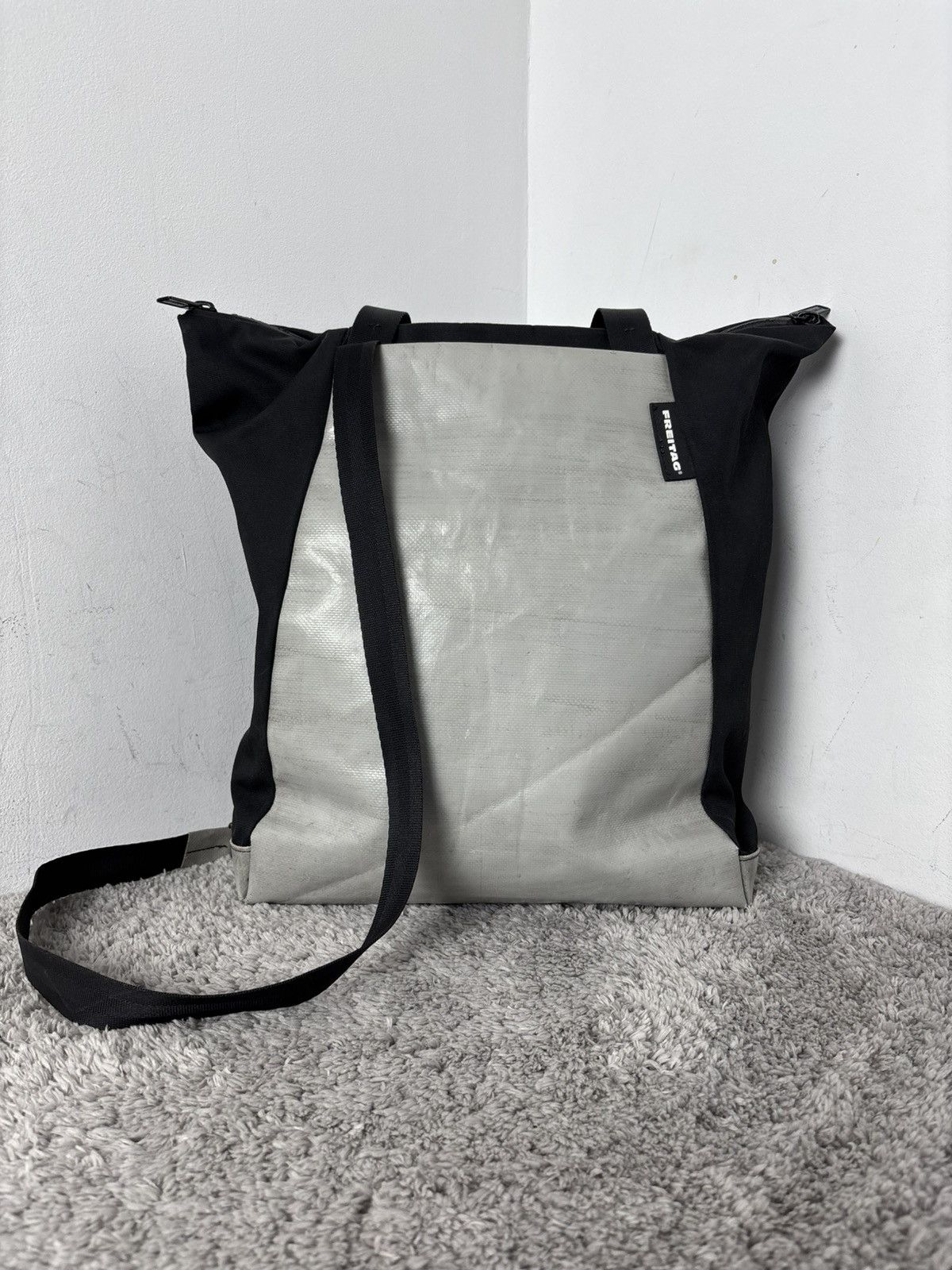 Freitag × Japanese Brand FREITAG F620 Davian Recycled Tote Bag Size ONE SIZE - 4 Thumbnail