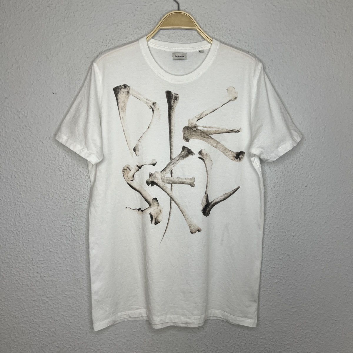 Diesel Vintage Diesel bones big logo tee tshirt 90’s Size US L / EU 52-54 / 3 - 1 Thumbnail