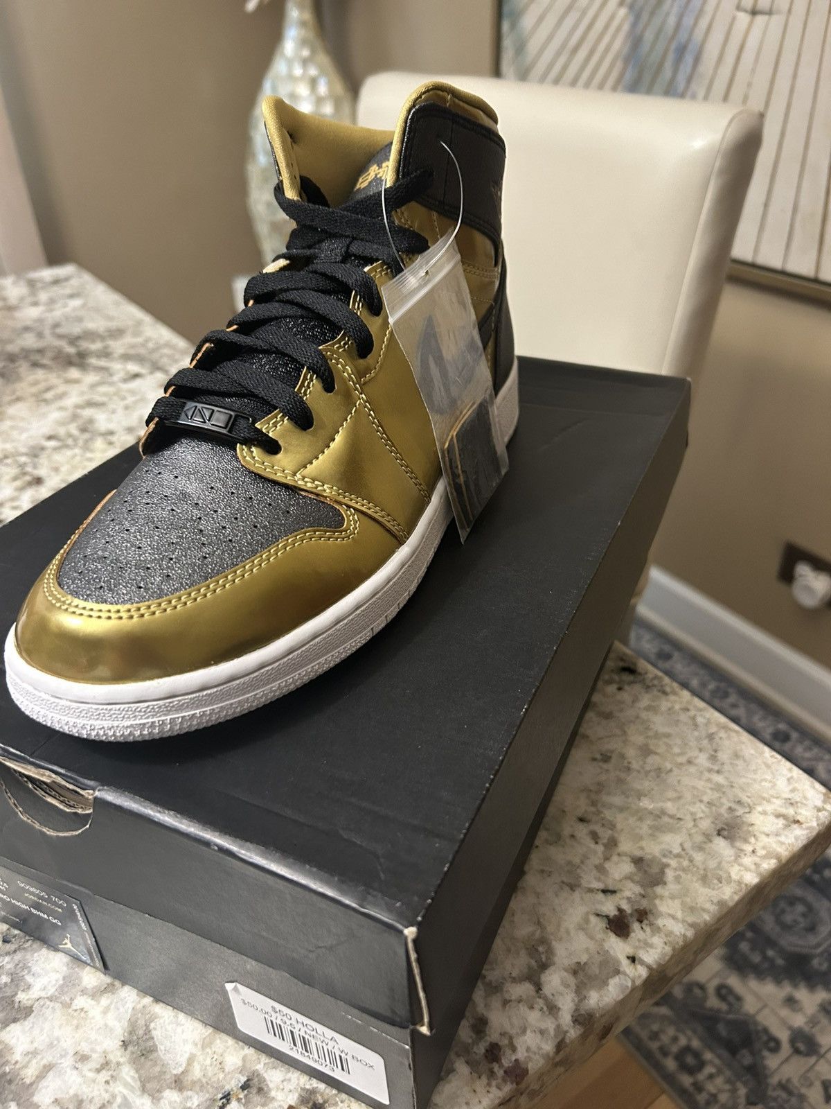 Designer Air Jordan 1 Retro High BHM GG Size US 9.5 / EU 42-43 - 6 Thumbnail