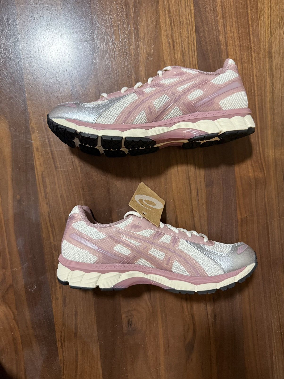 Asics × Kith Kith ASICS Loyalty Exclusive GEL-KAYANO 12.1 Quartz Size 11 Size US 11 / EU 44 - 3 Thumbnail