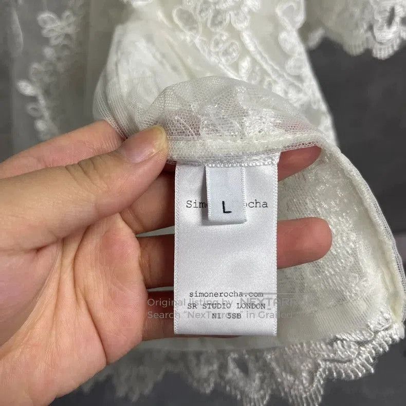 Simone Rocha simone rocha white lace material embroidered logo short sle Size US L / EU 52-54 / 3 - 4 Thumbnail