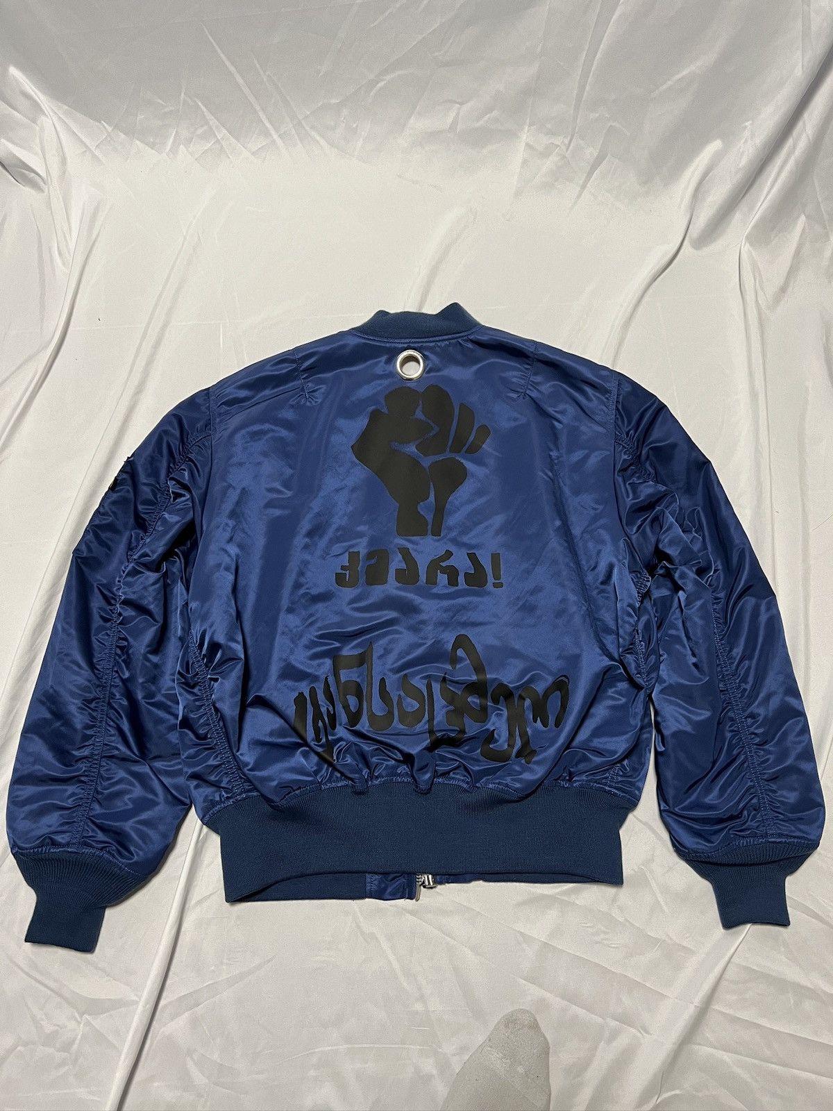 Vetements Vetements Reversibel Blue Fist Bomber Size US S / EU 44-46 / 1 - 5 Thumbnail