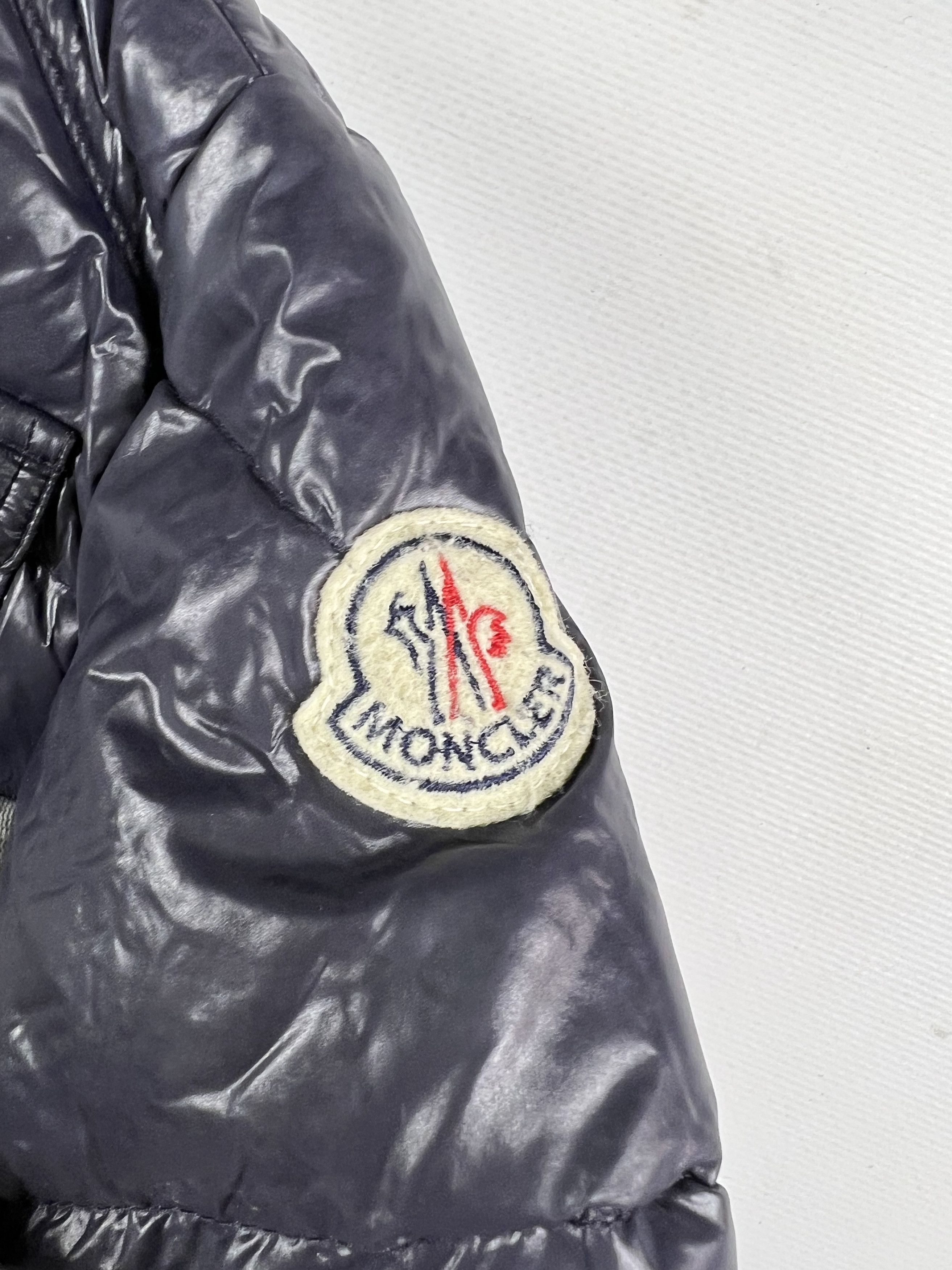Moncler Moncler Down Child Jacket 1-2 year Size US XXS / EU 40 - 2 Thumbnail