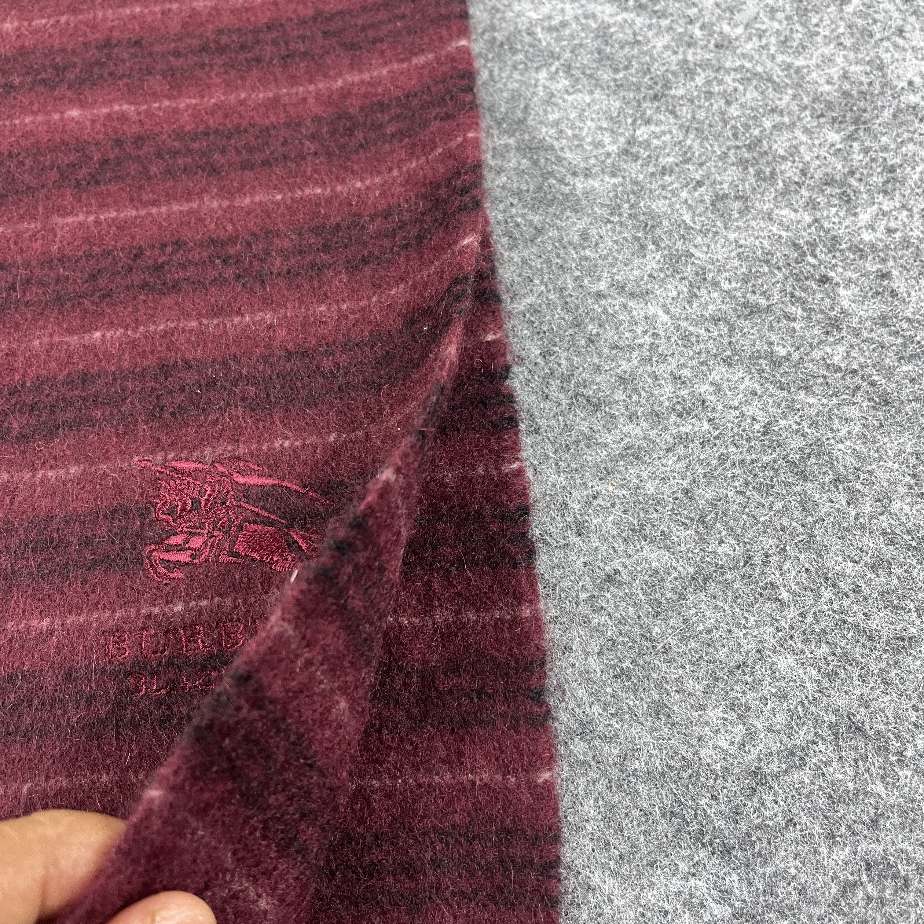 Burberry Burberry Scarf / Muffler / Neckwear T1033 Size ONE SIZE - 7 Thumbnail