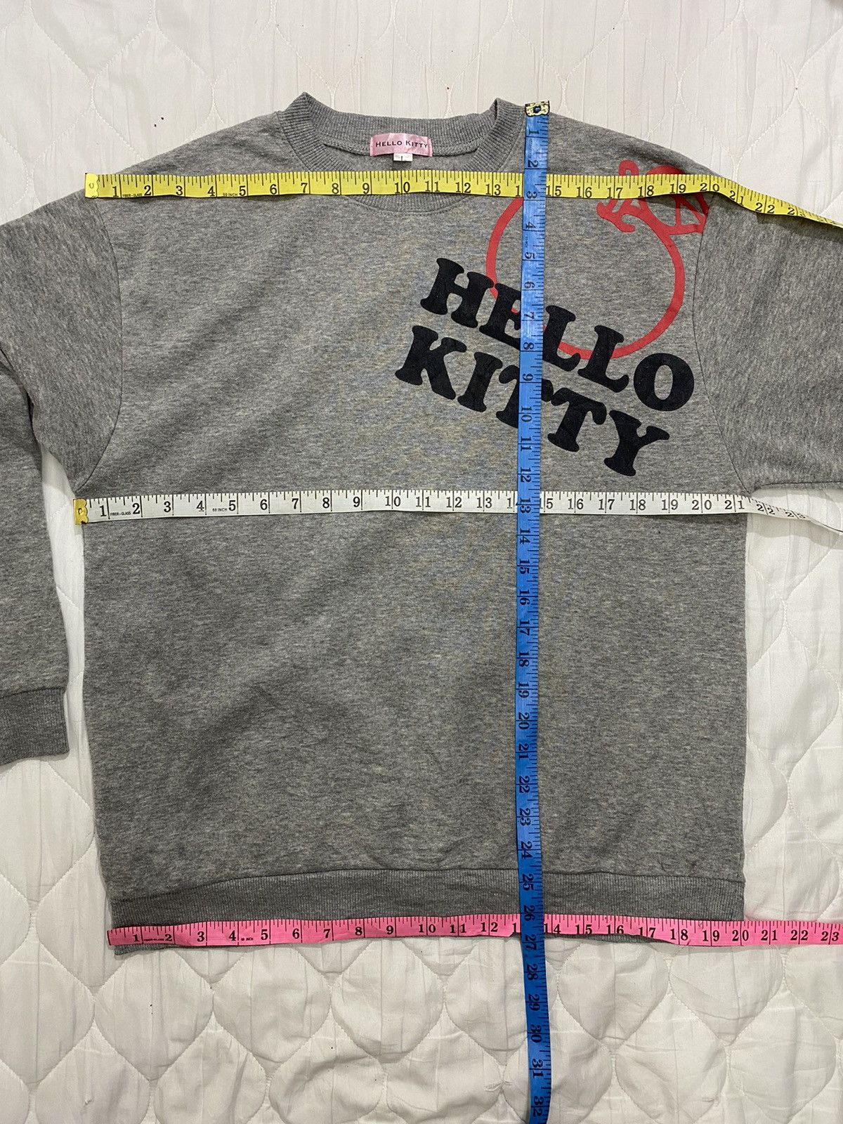 Japanese Brand (K) SANRIO HELLO KITTY SPELL OUT SWEATSHIRT Size L / US 10 / IT 46 - 9 Thumbnail