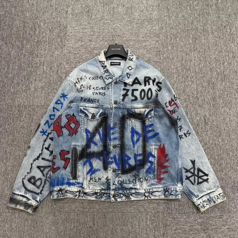 Balenciaga Balenciaga Graffiti Denim Jacket - dmc Size US M / EU 48-50 / 2 - 1 Thumbnail