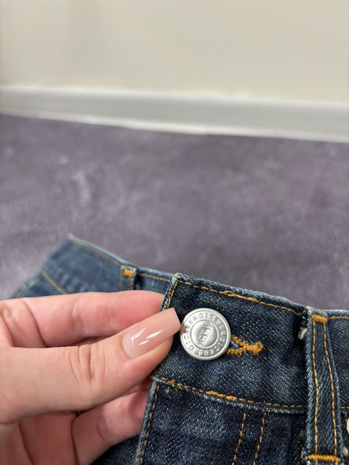 Iceberg Iceberg Vintage Women’s Blue Denim Slim Fit Luxury Jeans Size 26" / US 2 / IT 38 - 12 Thumbnail