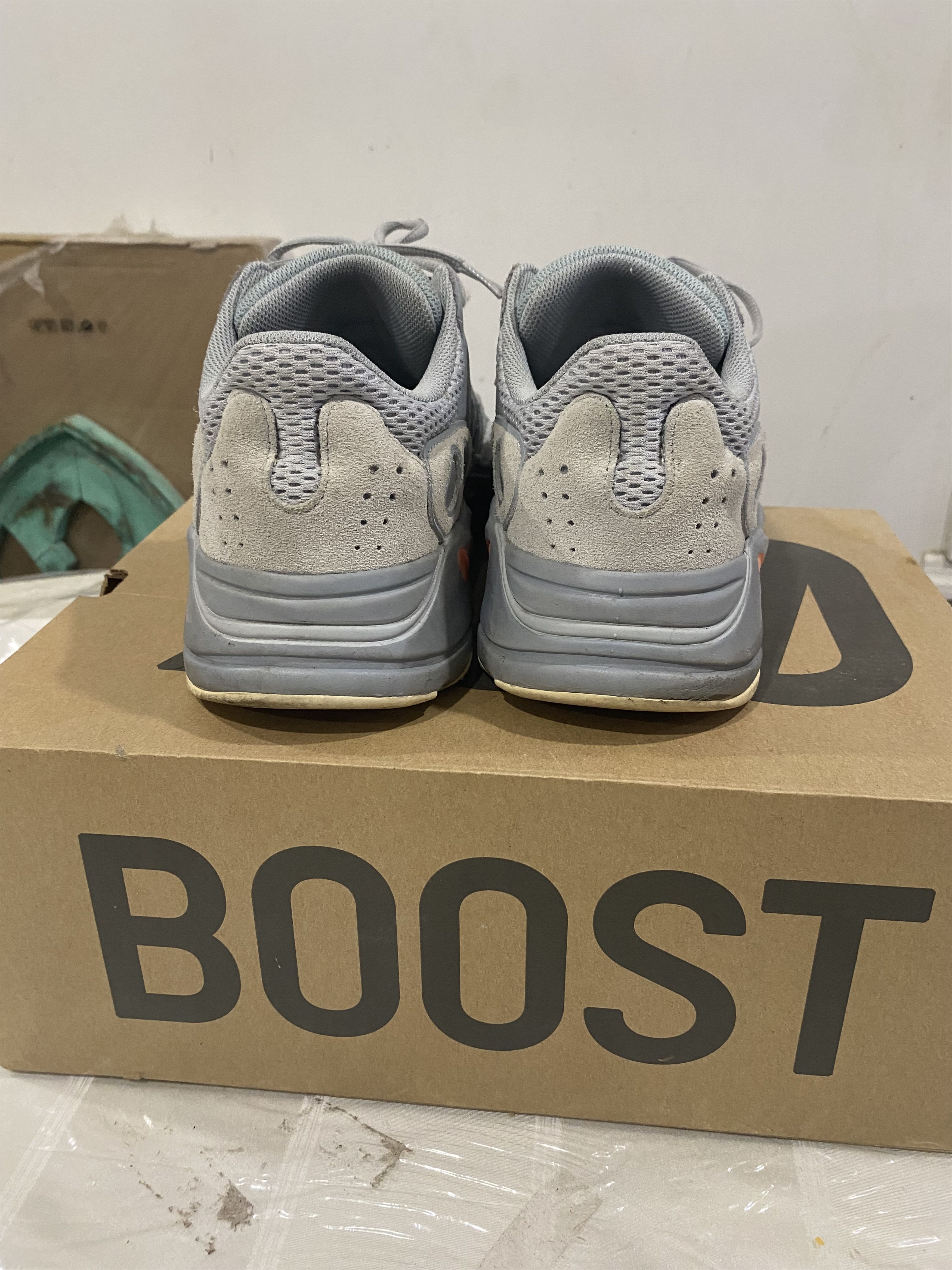 Yeezy YEEZY BOOST 700 INERTIA Size US 11 / EU 44 - 4 Thumbnail