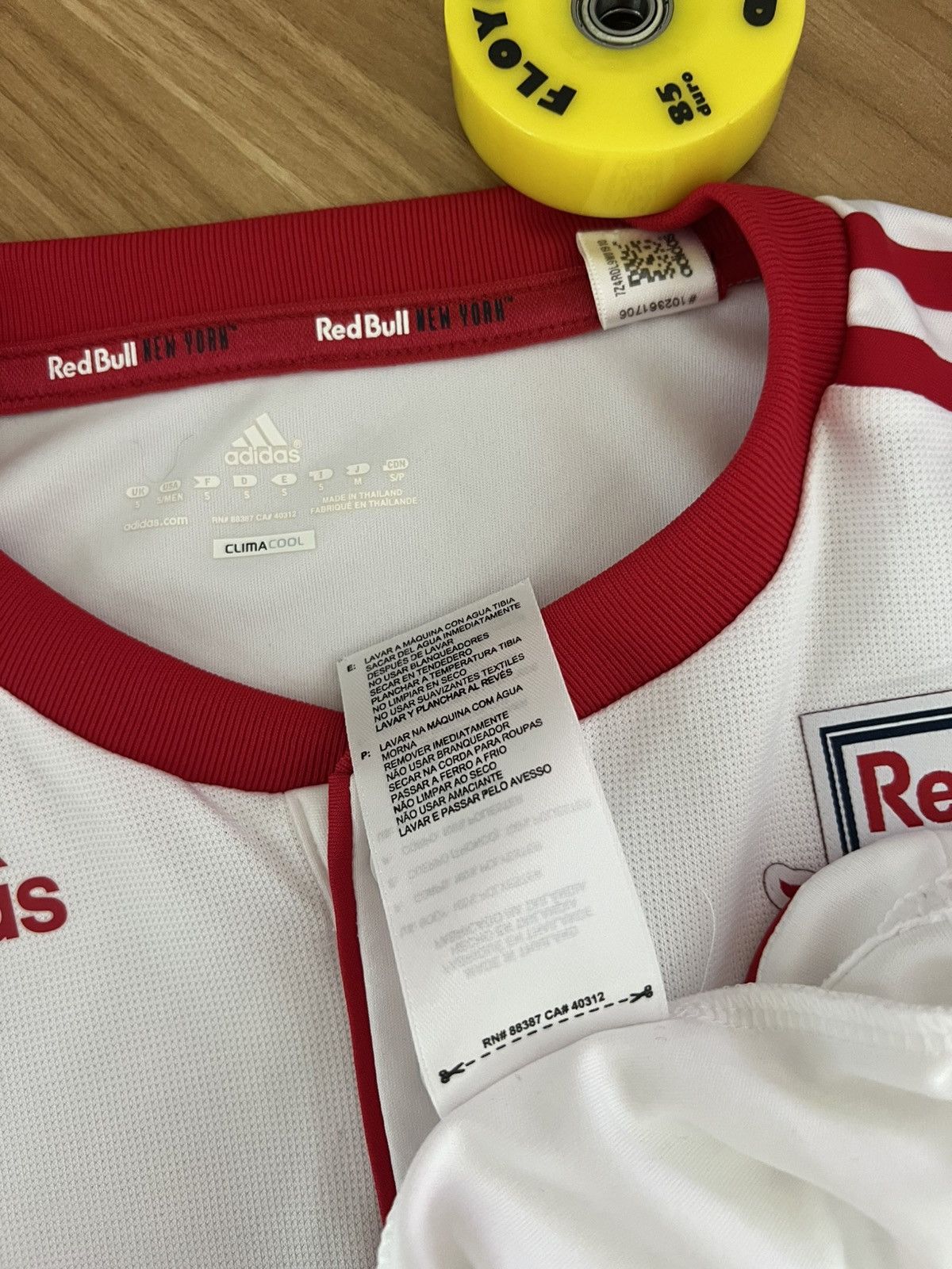Adidas Soccer jersey New York Red Bulls sizes Size US S / EU 44-46 / 1 - 5 Thumbnail