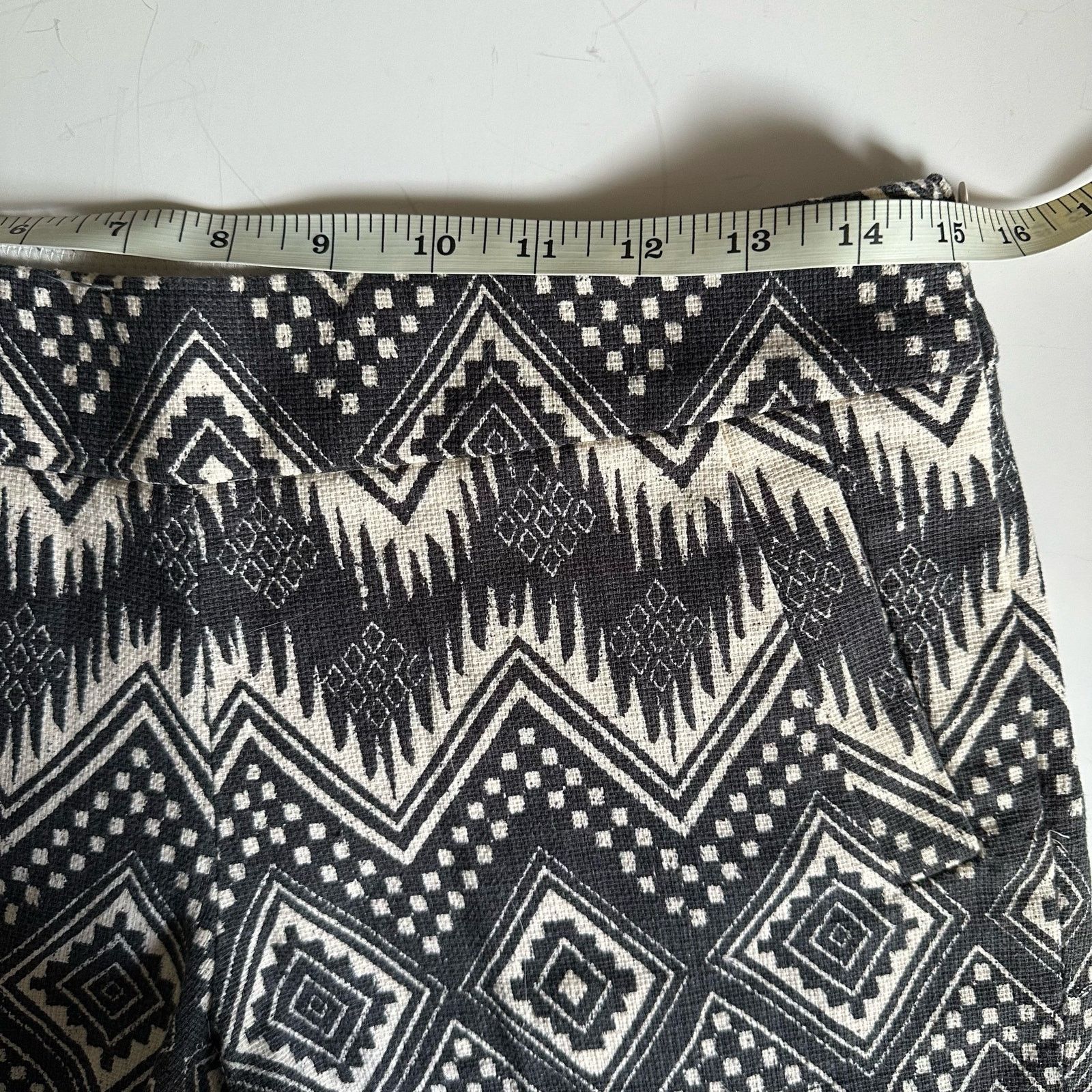 J.Crew J.Crew Black White Aztec Print Shorts Size 4 Ikat geometric Size 27" / US 4 / IT 40 - 8 Thumbnail