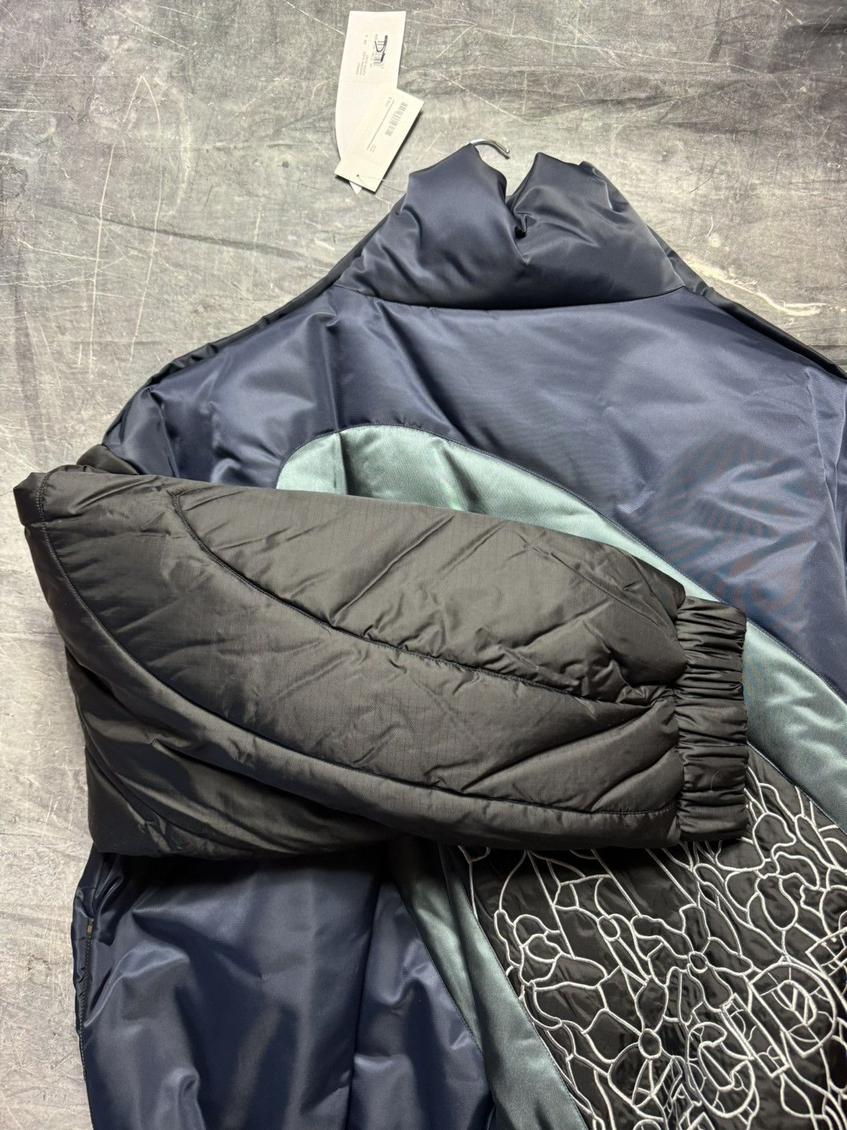 Who Decides War Who Decides War Diagonal Glass Puffer Jacket Size US XL / EU 56 / 4 - 5 Thumbnail