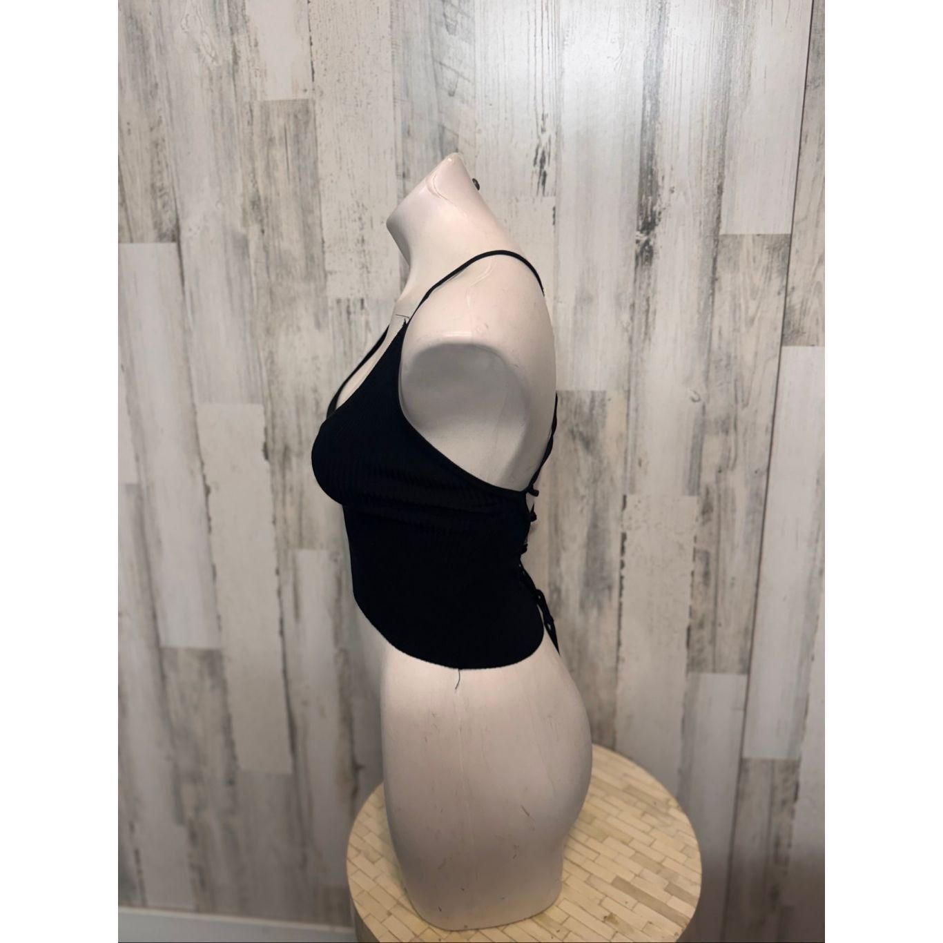 Other Love Tree Black Lace-Up Back Ribbed Crop Top – Size M Size M / US 6-8 / IT 42-44 - 5 Thumbnail