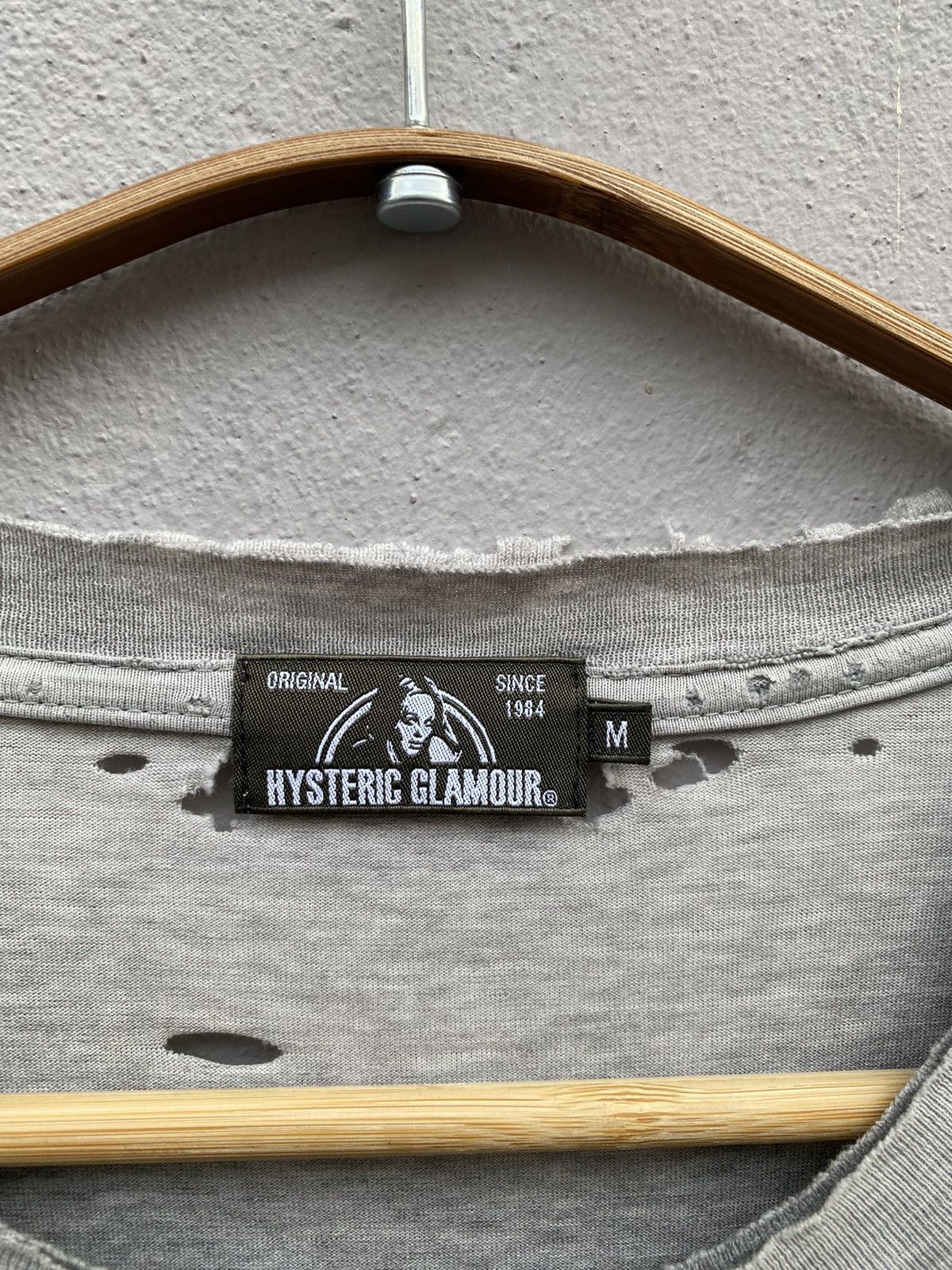Hysteric Glamour 🔥Distressed/Rugged Hysteric Glamour Ripoff YSL Logo Tshirt Size US L / EU 52-54 / 3 - 4 Thumbnail