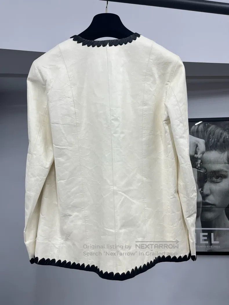 Chanel Chanel White and black-edged leather jacket Size XS / US 0-2 / IT 36-38 - 3 Thumbnail