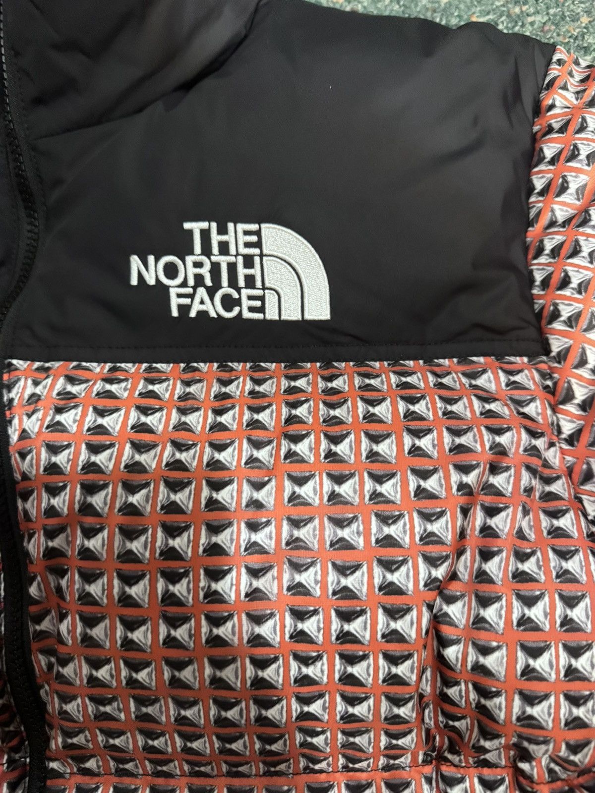 Supreme × The North Face Supreme the north face studded nuptse jacket Size US M / EU 48-50 / 2 - 4 Thumbnail